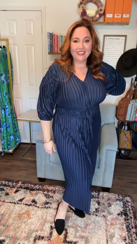 This dress does it all! Perfect for the office or dress it up with jewelry and shoes for a wedding. I’m wearing the 16 and it’s available in 2 colors.

#LTKunder50 #LTKcurves #LTKSeasonal