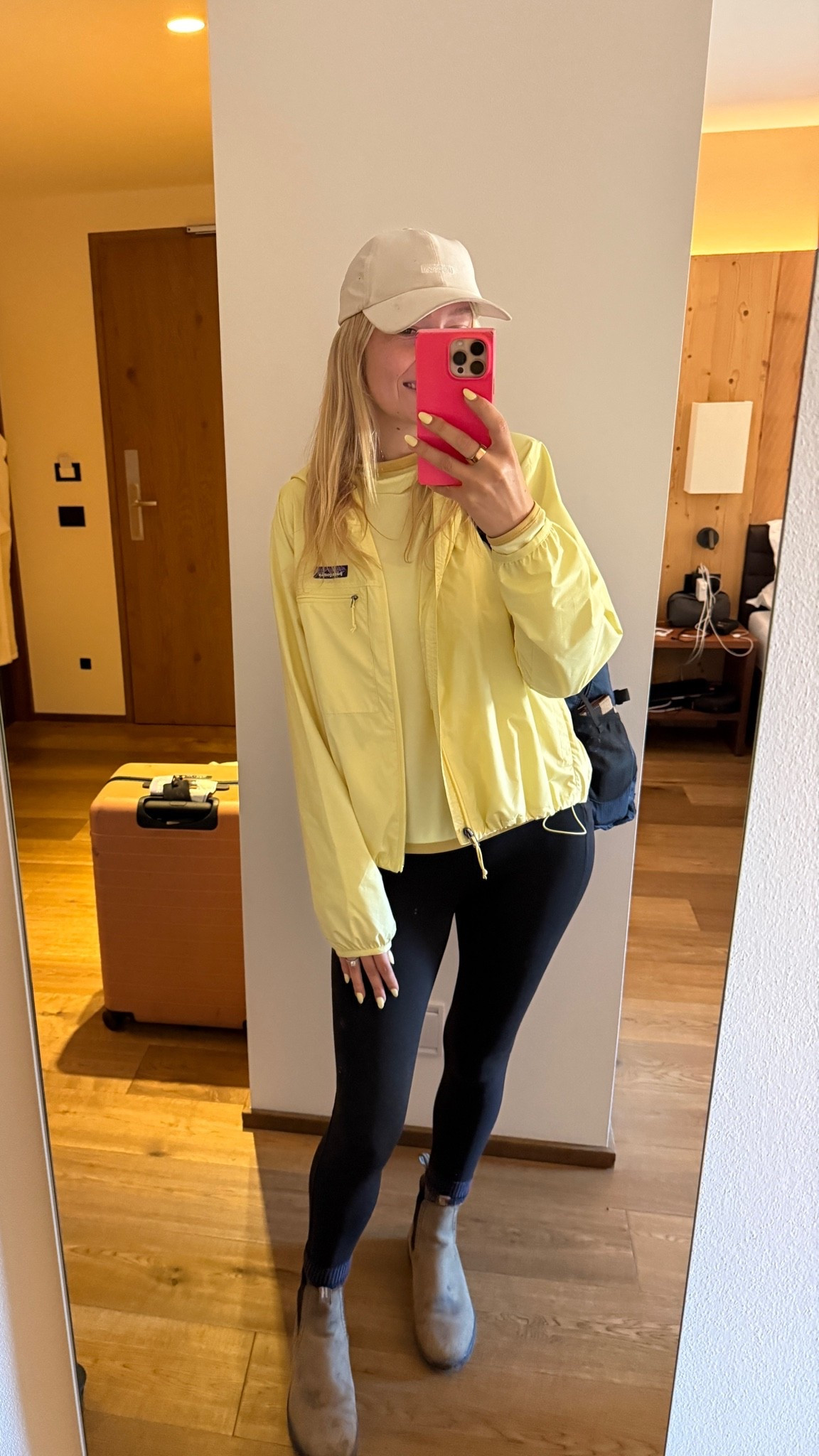 Summer hiking OOTD 🥾💛

#LTKootd #LTKActive #LTKTravel