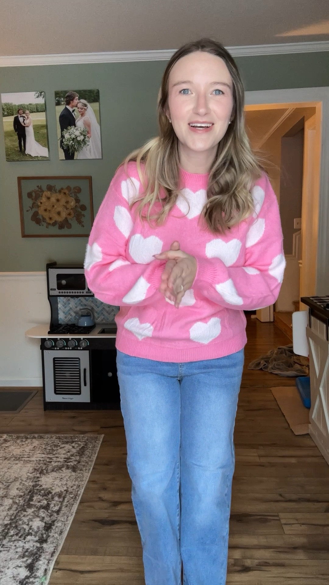 Another Amazon Valentines Sweater that I LOVE! Watch before you buy though… you may not like it the way I do.

#amazon #amazonfinds #valentines #valentinessweater #valentinesoutfit #momoutfit #momfit #pinksweater #pinkvalentines

#LTKootd #LTKmomlife #LTKValentine