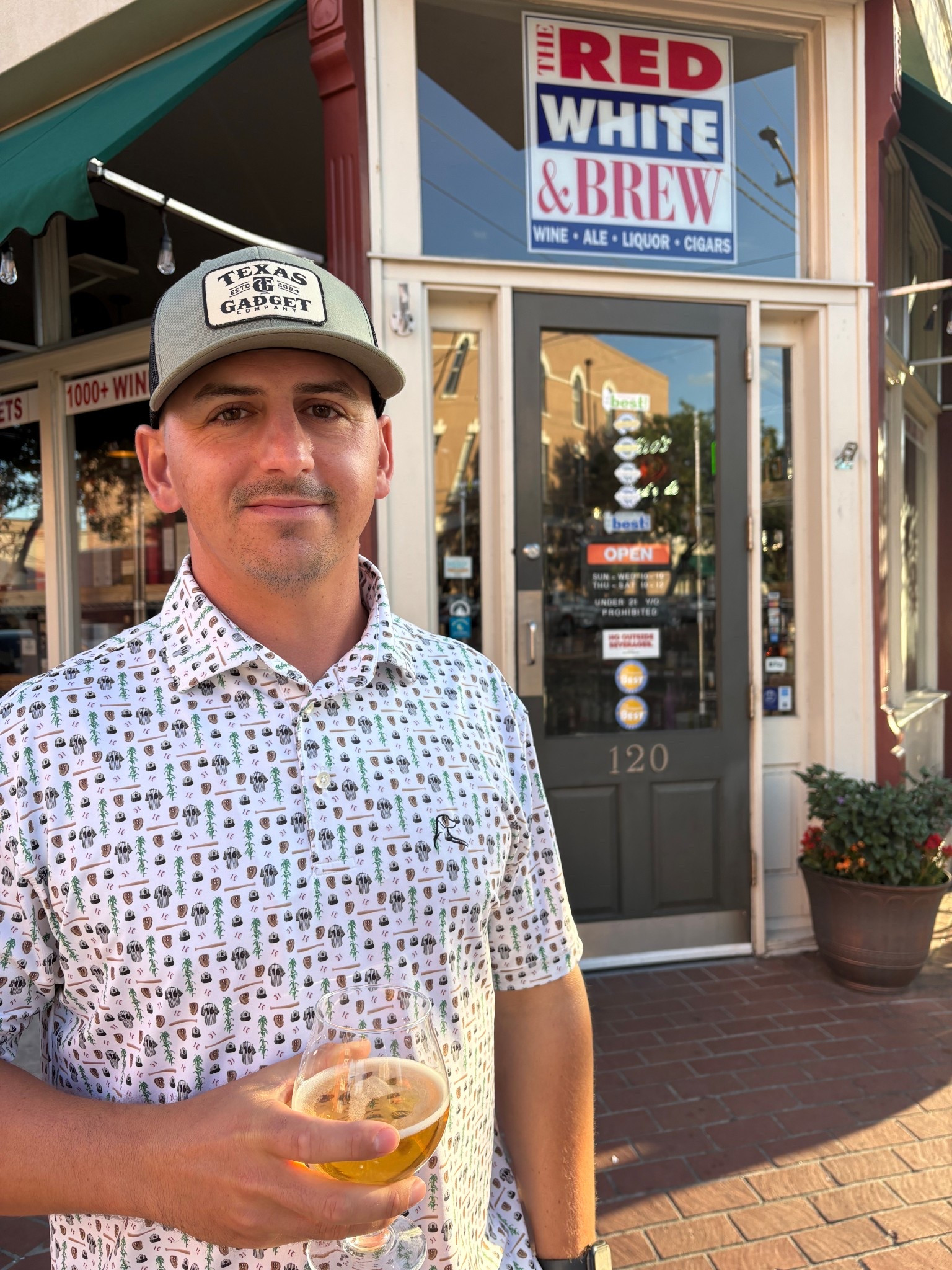 Men's baseball shirt size M

#LTKGiftGuide #LTKMens