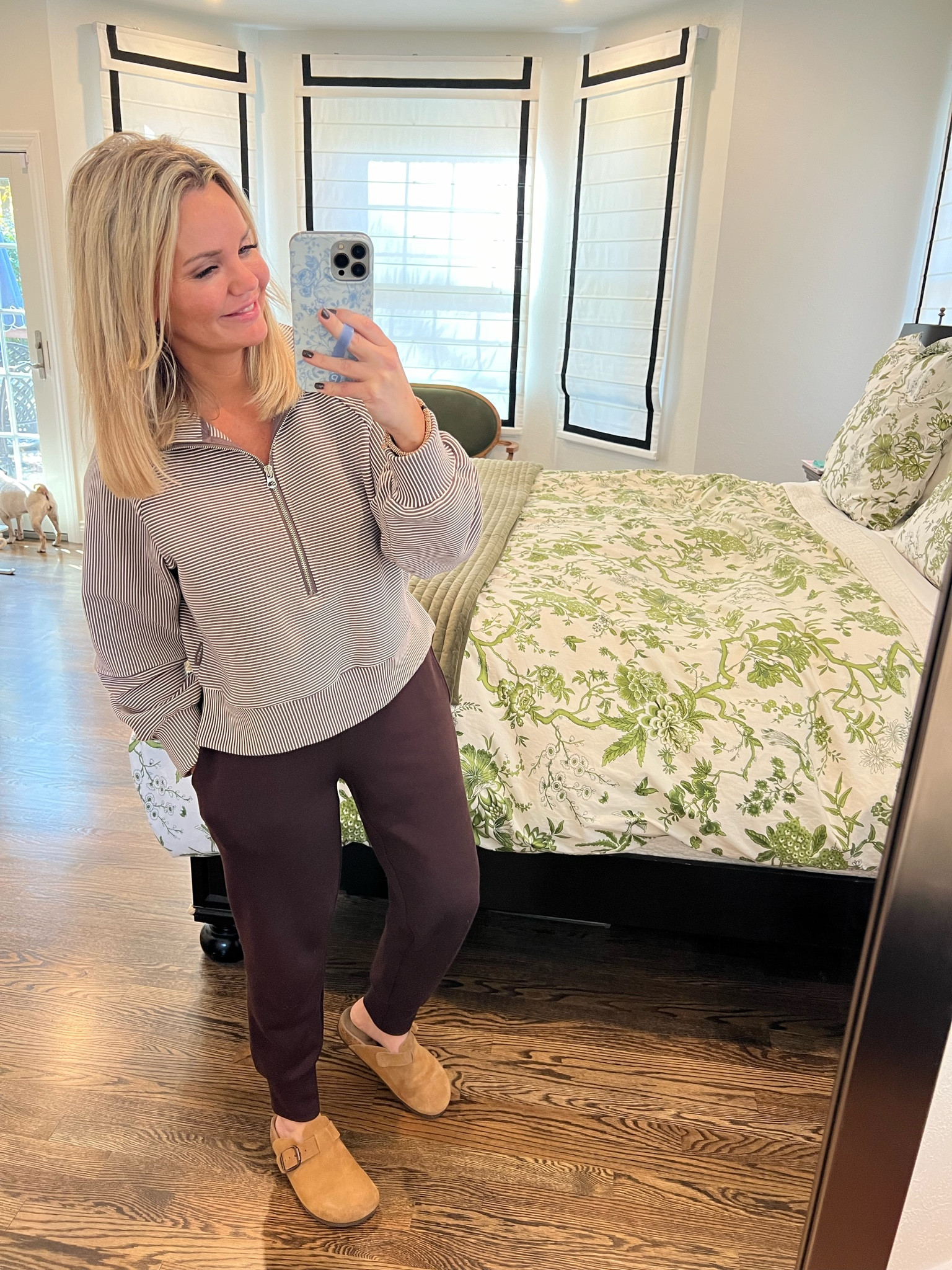 One of my favorite brands. These chocolate brown joggers are super soft  with pockets  🤎
Wearing a size xs in bottoms and top  

#LTKStyleTip #LTKTravel