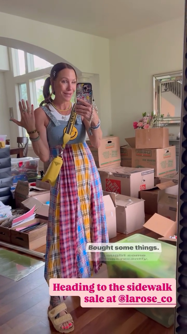 Love this smiley face dressed in lala summer dress situation! 

#LTKSeasonal #LTKOver40 #LTKStyleTip