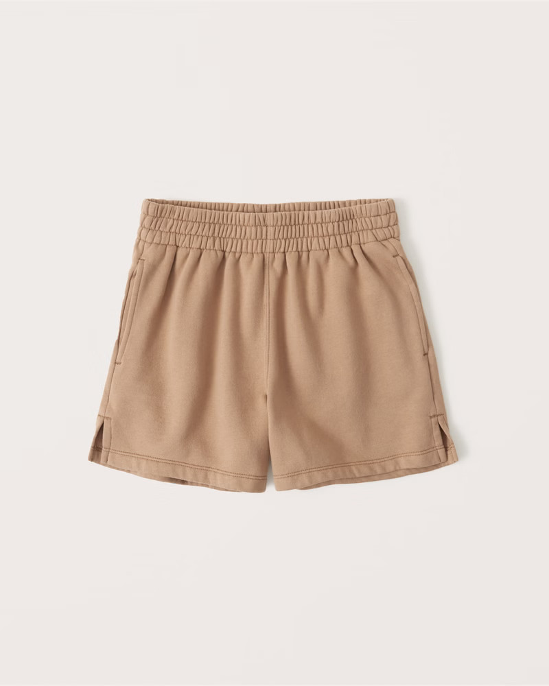 Sunday Shorts | Abercrombie & Fitch (US)