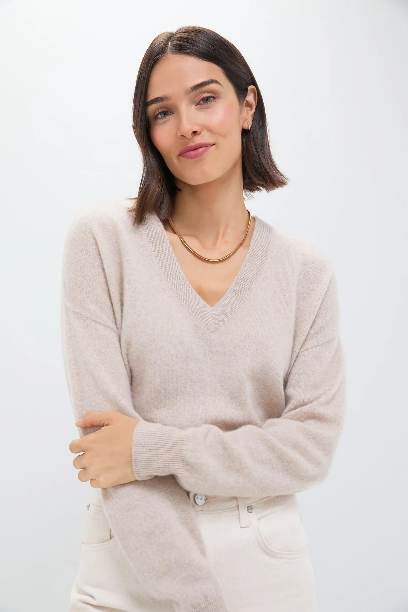 Sandstone Cashmere Emma V-Neck Boyfriend Sweater | Tuckernuck (US)