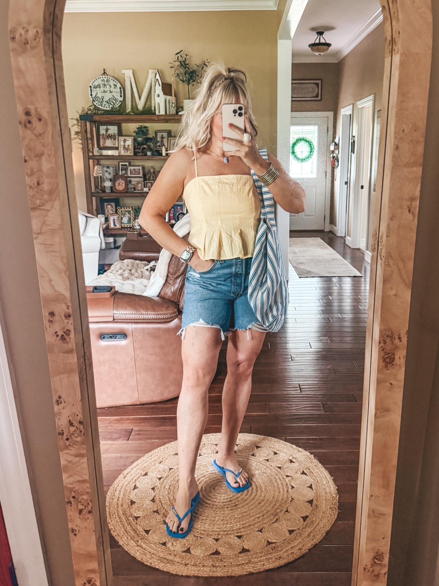 Loving these Levi’s! The length is so good and I sized up two sizes. Medium in peplum.
@Target