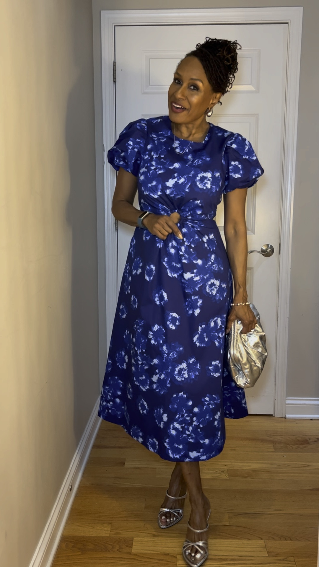 Loving this royal blue and white linen dress from Walmart. It’s the perfect spring dress!! Click the link to grab yours

#LTKVideo #LTKFindsUnder50 #LTKOver40