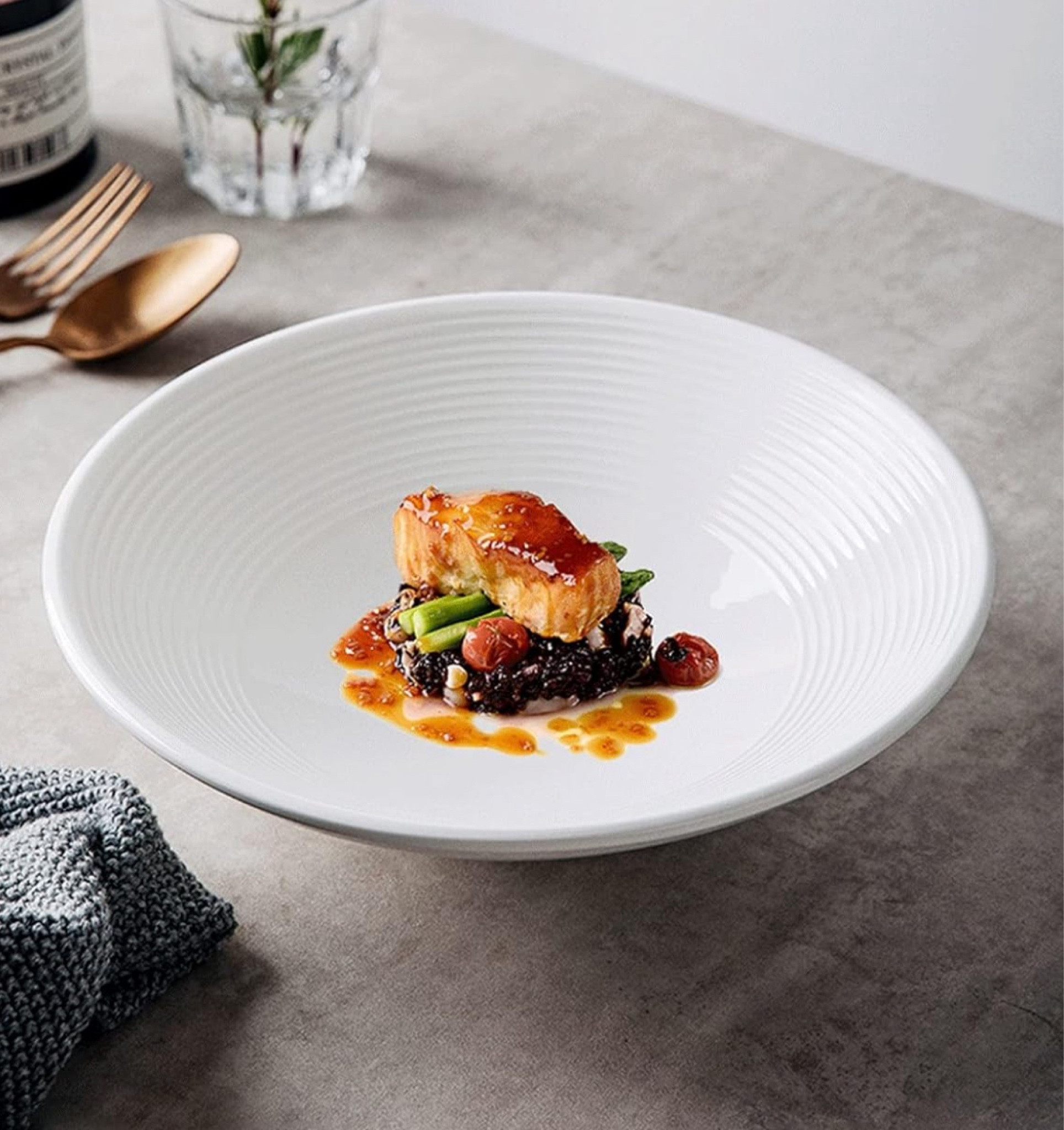 Beautiful Luxury food plates 

#LTKGiftGuide #LTKFindsUnder50 #LTKHome