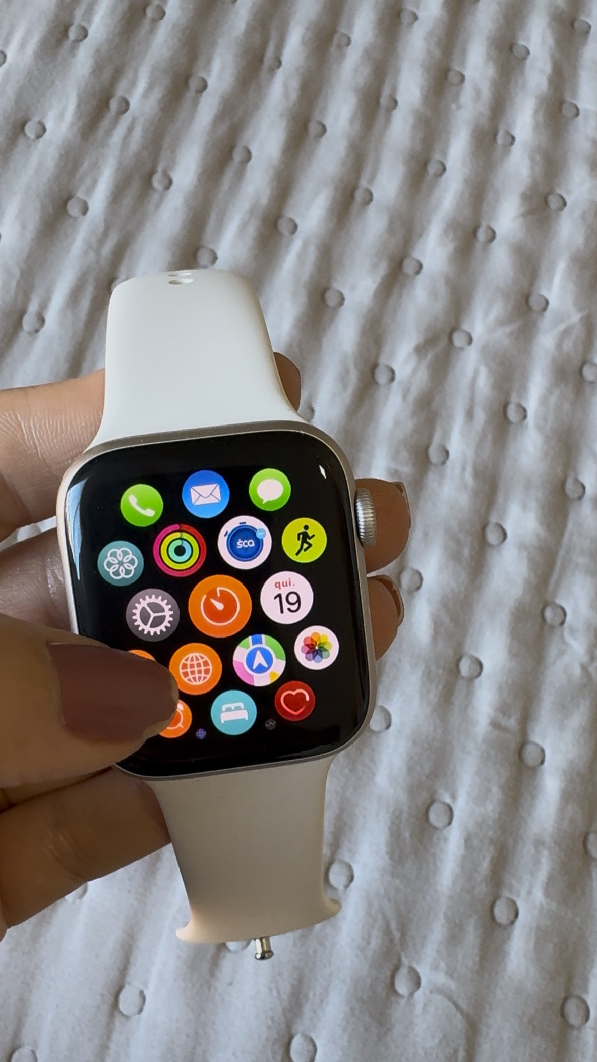 Demorei mais comprei o Apple Watch SE GPS 44 mm 🍎 , e vim aqui cotar todas suas funcionalidades ! E estou apaixonada 😍🤭



#apple #äpple #watch #watchapple #applewatch #tecnologia #compras #promoção #relógio #treino #musculação

#LTKpromo #LTKbrasil