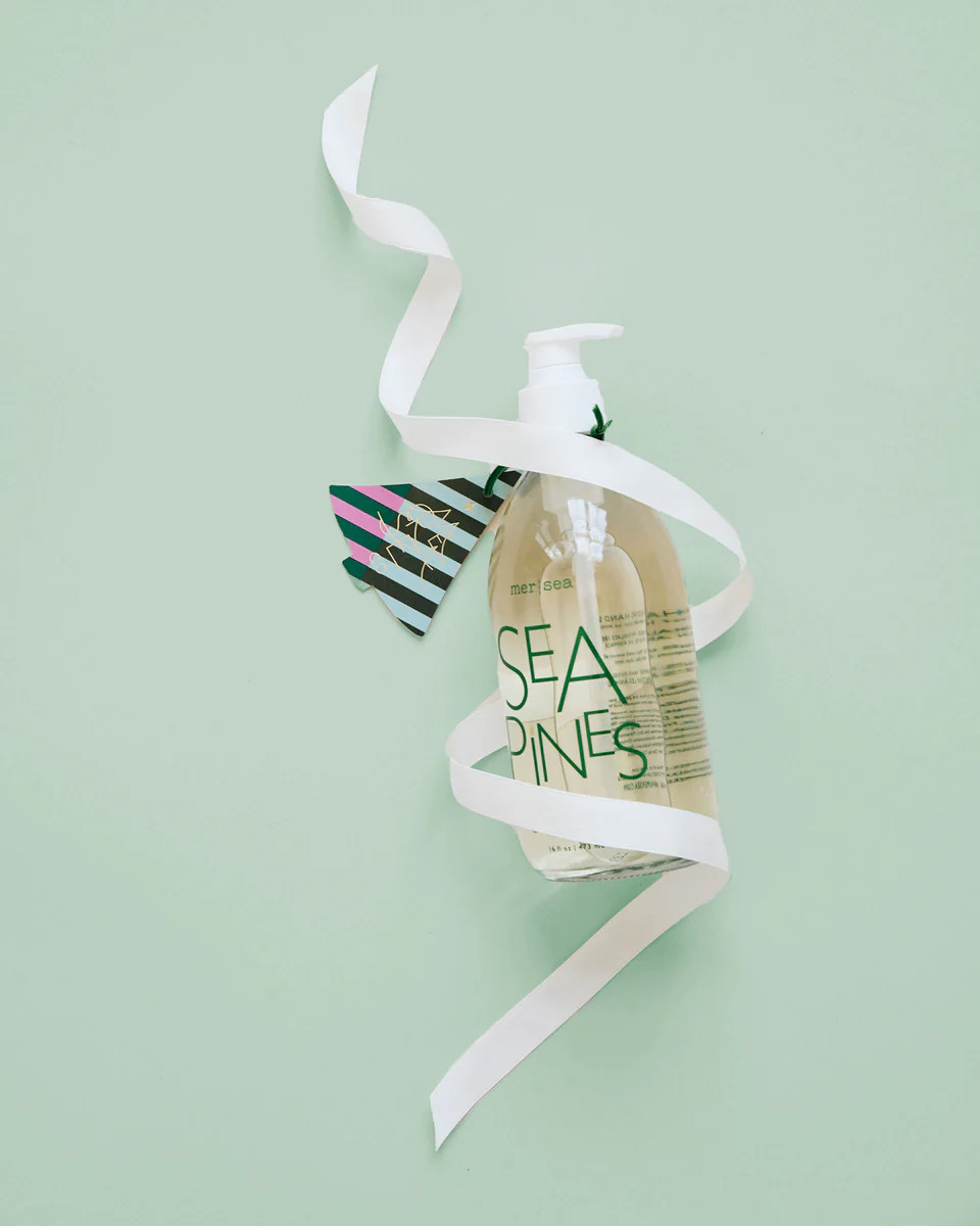 Sea Pines Holiday Large Liquid Hand Soap | MERSEA