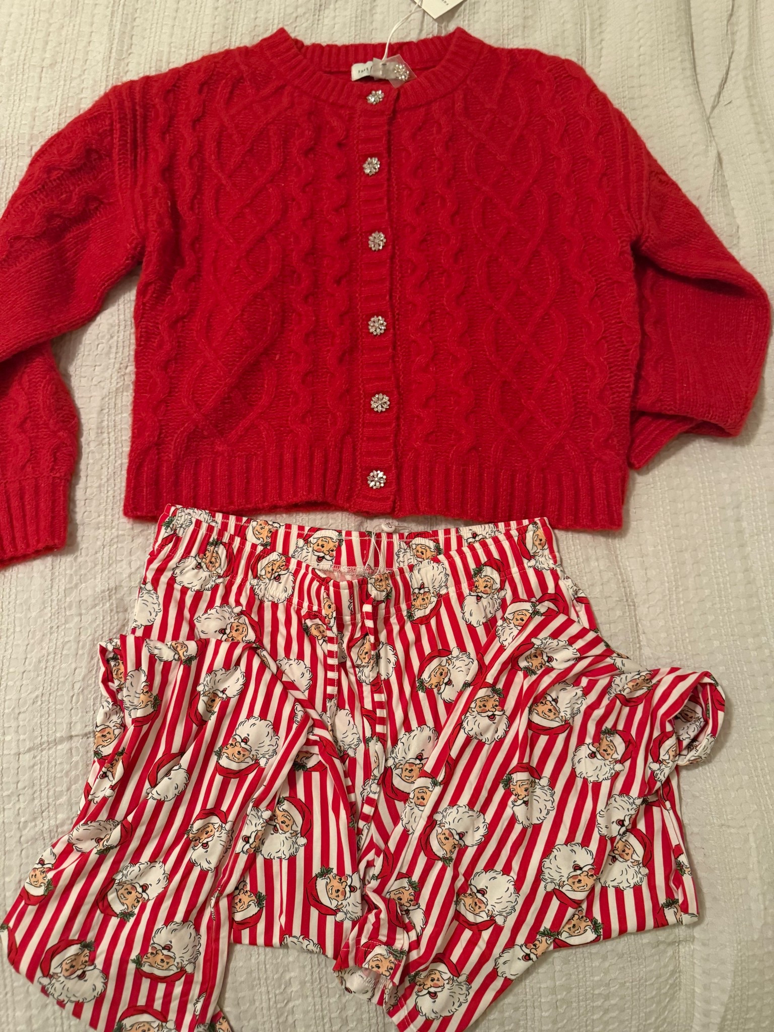 My Walmart sweater could pass for Anthropologie or j crew 

#LTKSeasonal #LTKHoliday #LTKGiftGuide