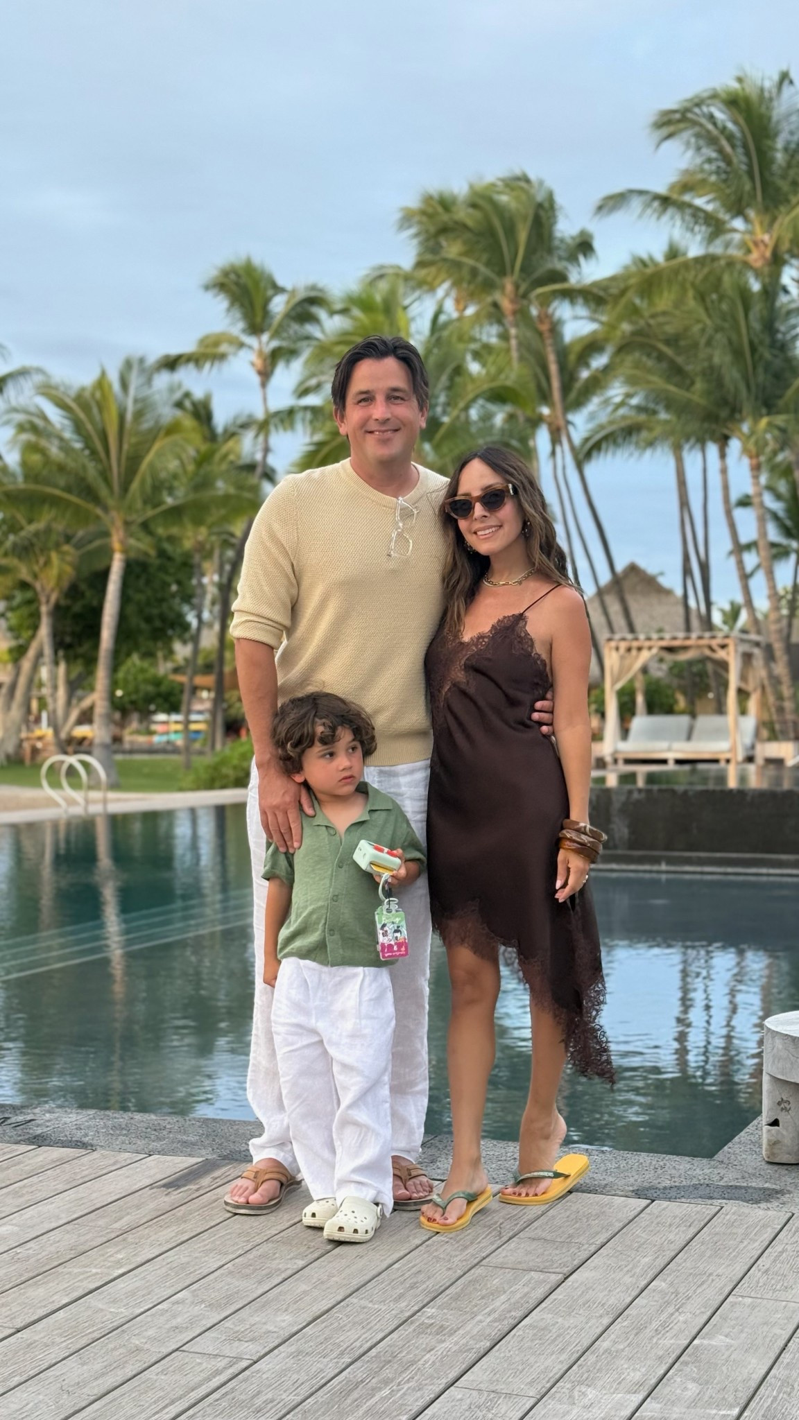 Surrounded by so much love on the big Island 🌺🤍

#LTKFamily #LTKTravel #LTKStyleTip