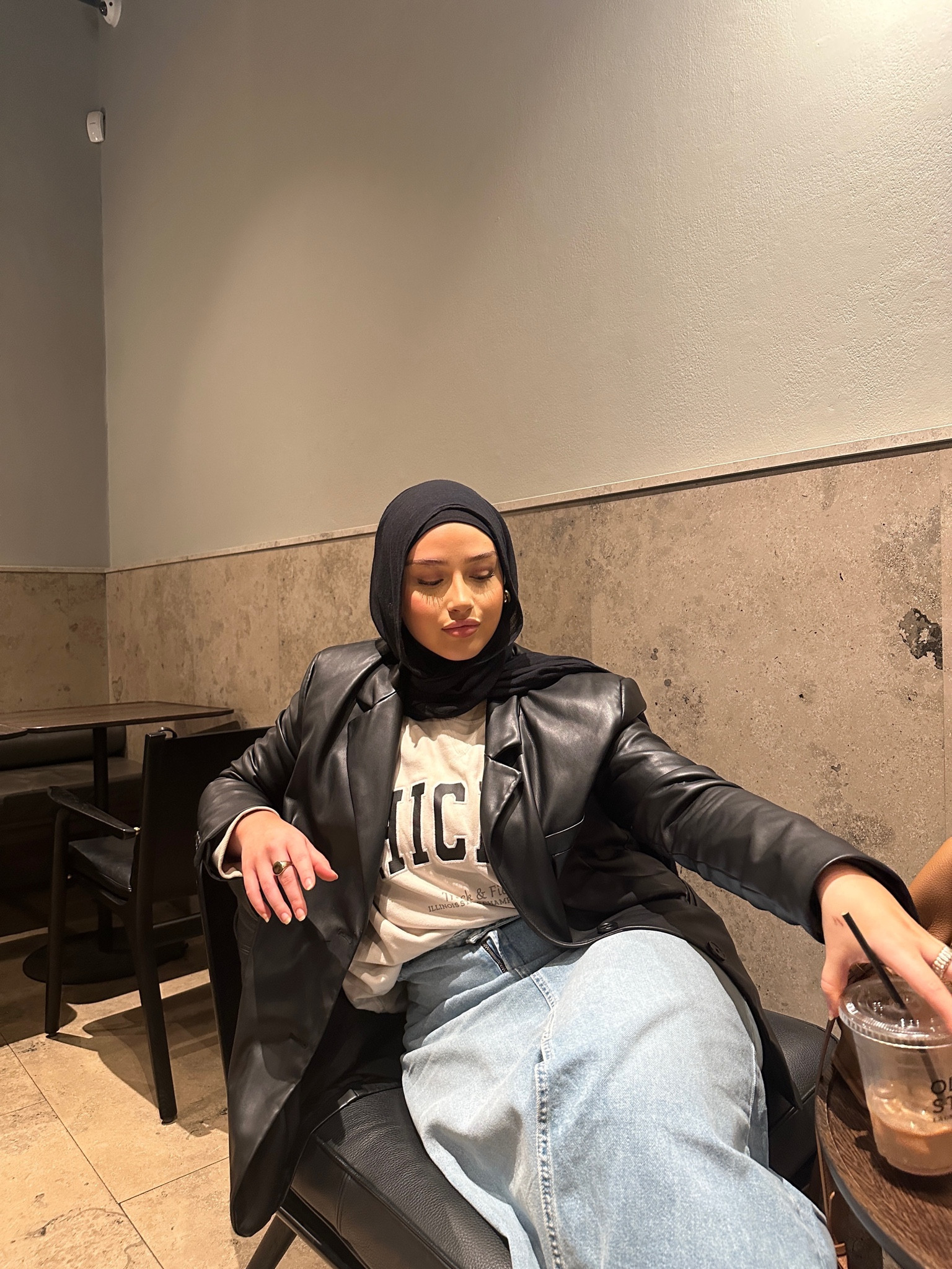 Simple skirt fit 🤍✨

#LTKstyletip #LTKbeauty #LTKfit