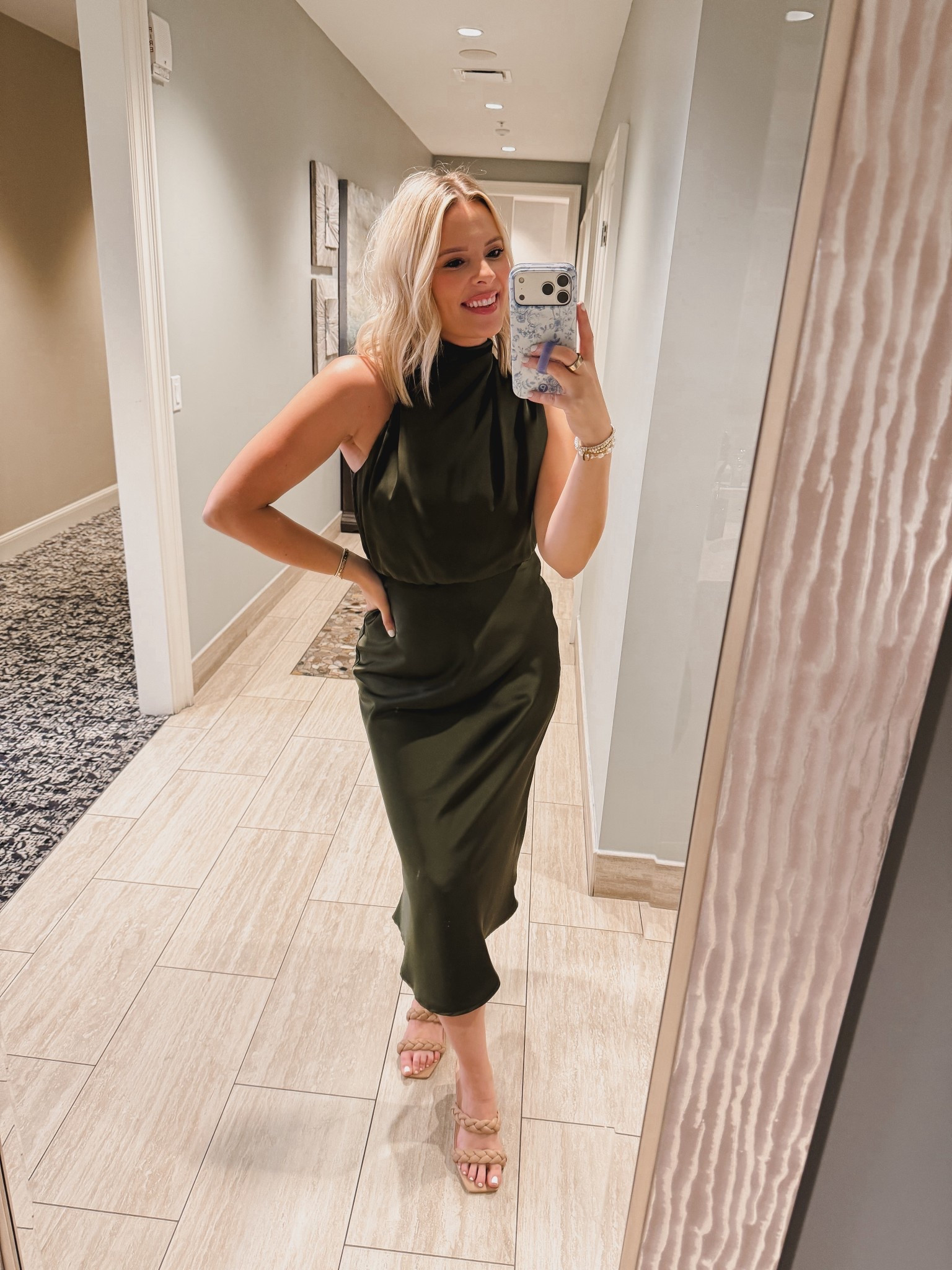 Stole from my mamas closet! Last night’s event dress from Lulus and it’s 20% off today! Wearing a medium 