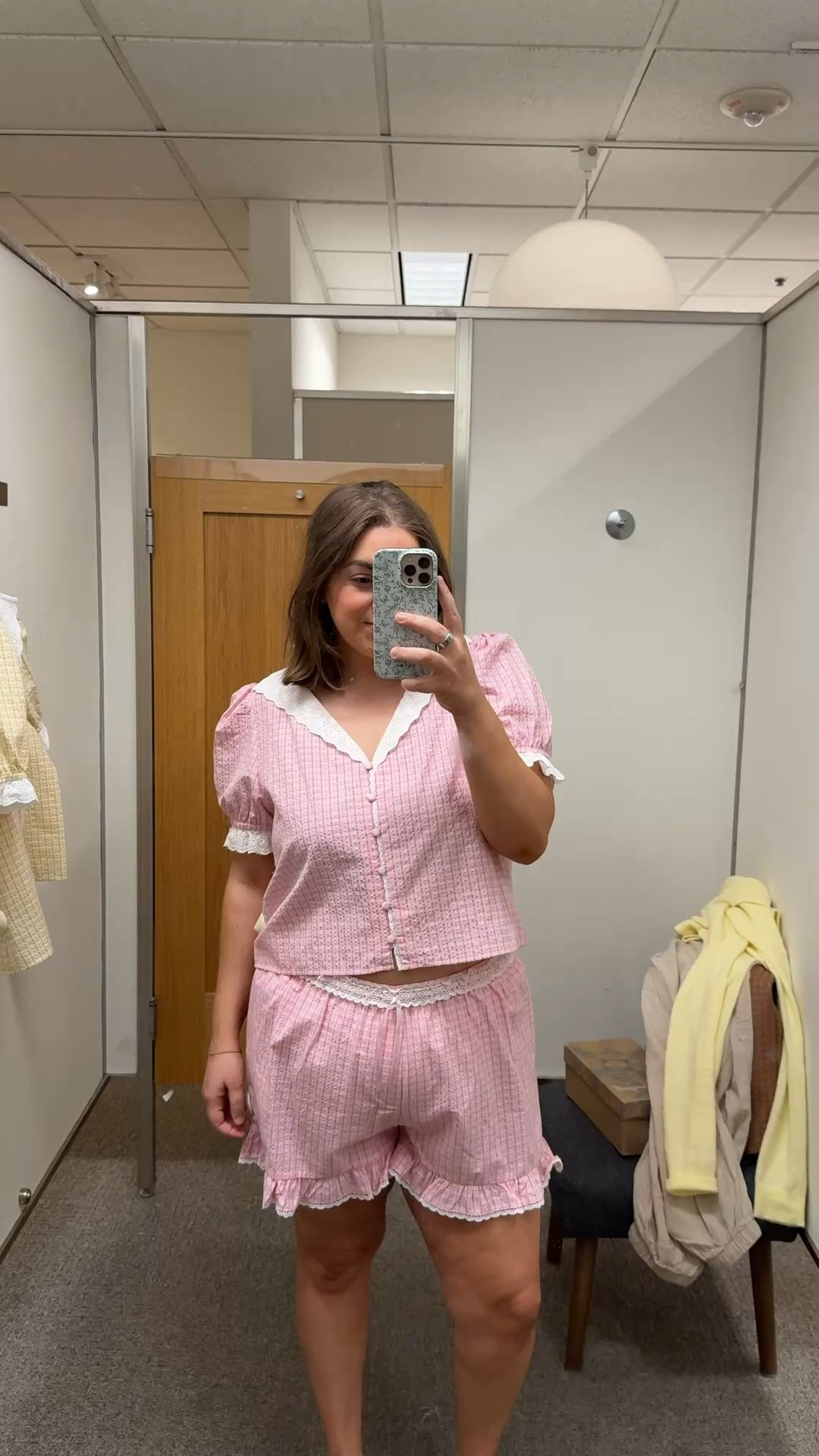 Spring matching set wearing xl 

#LTKMidsize #LTKPlusSize