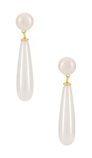 Linnea Pearl Drop Earring in Pearl | Revolve Clothing (Global)