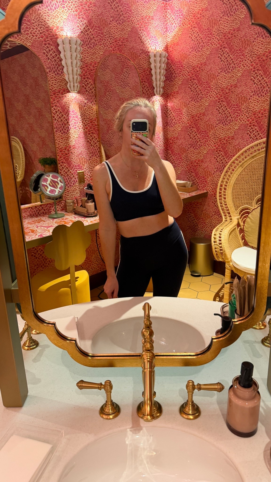 travel yoga set 

#LTKmomlife #LTKSaleAlert #LTKootd