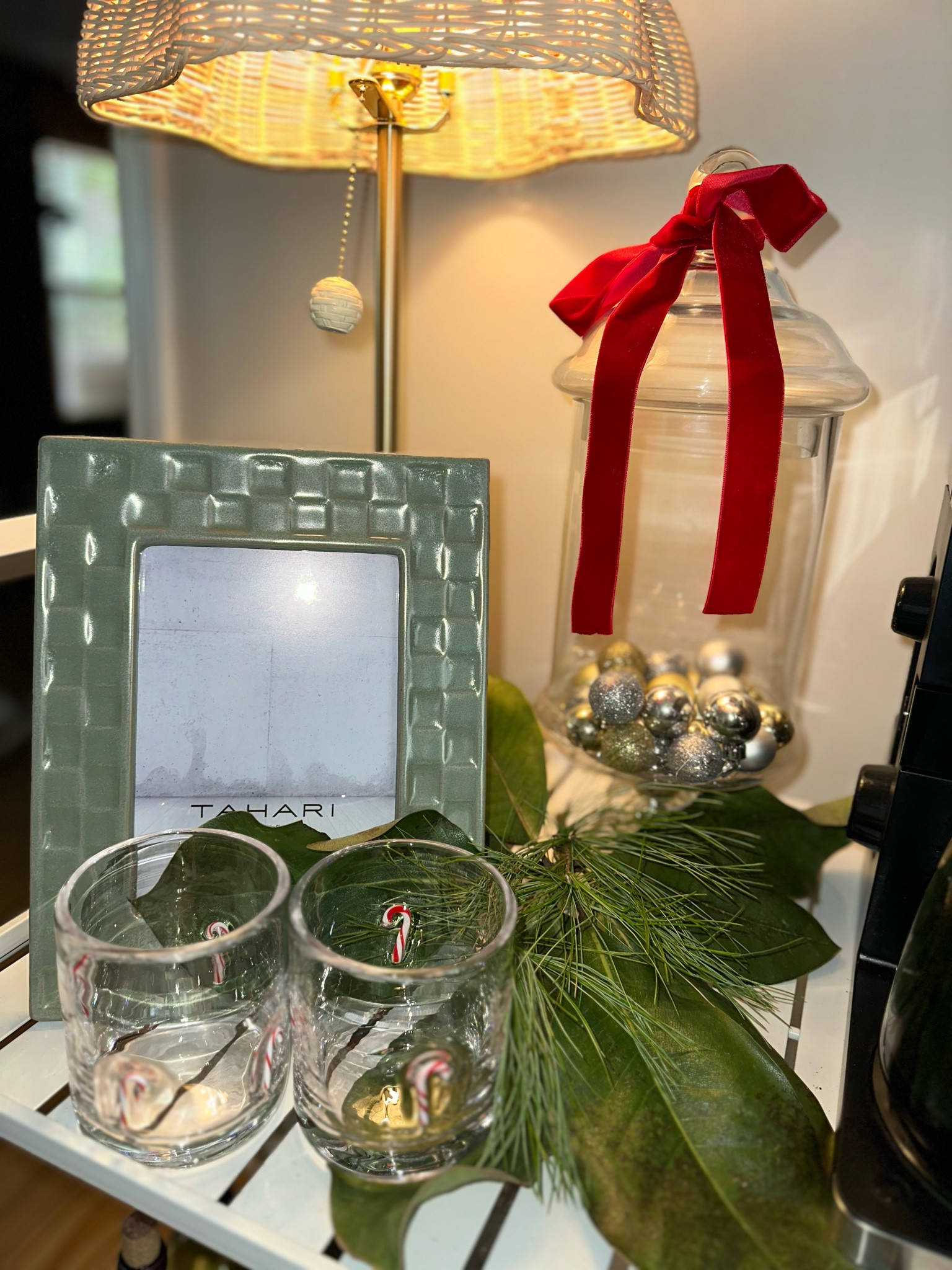 Now need to add a picture in the frame! 

#LTKGiftGuide #LTKSeasonal #LTKHoliday