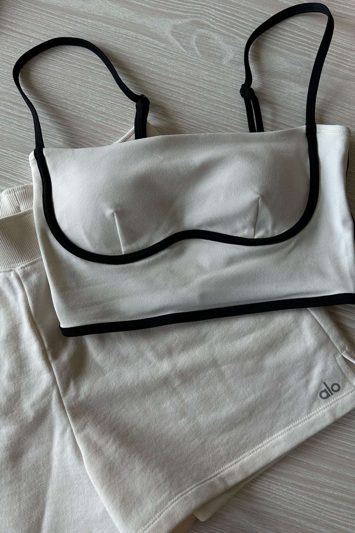 my latest alo obsessions. I love a good athleisure fit 

#LTKActive #LTKFitness #LTKFindsUnder50