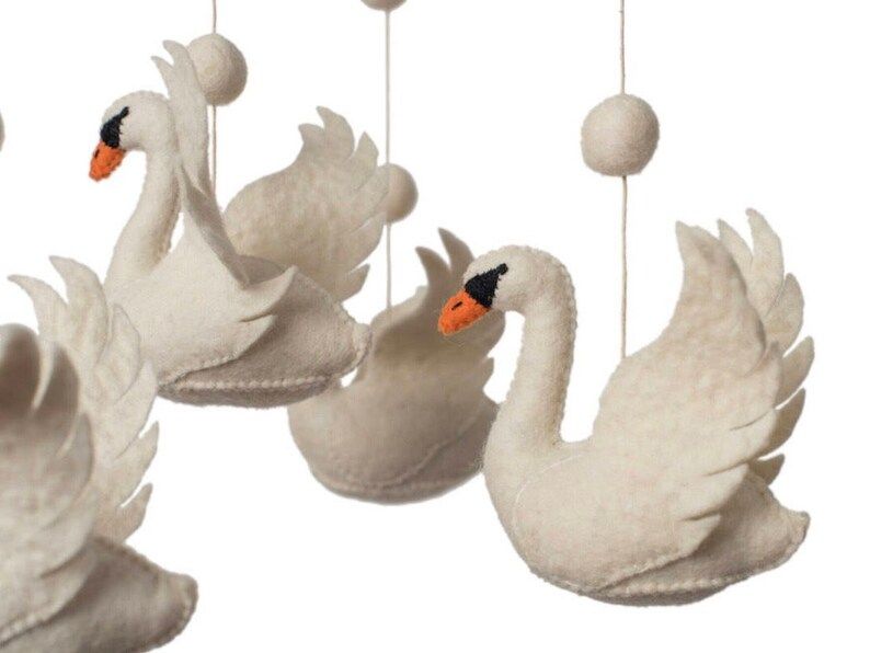 Swan mobile-Baby Mobile - Nursery Decor - Ballerina - Swan - Felt Balls - Felt -Scandinavian deco... | Etsy (US)