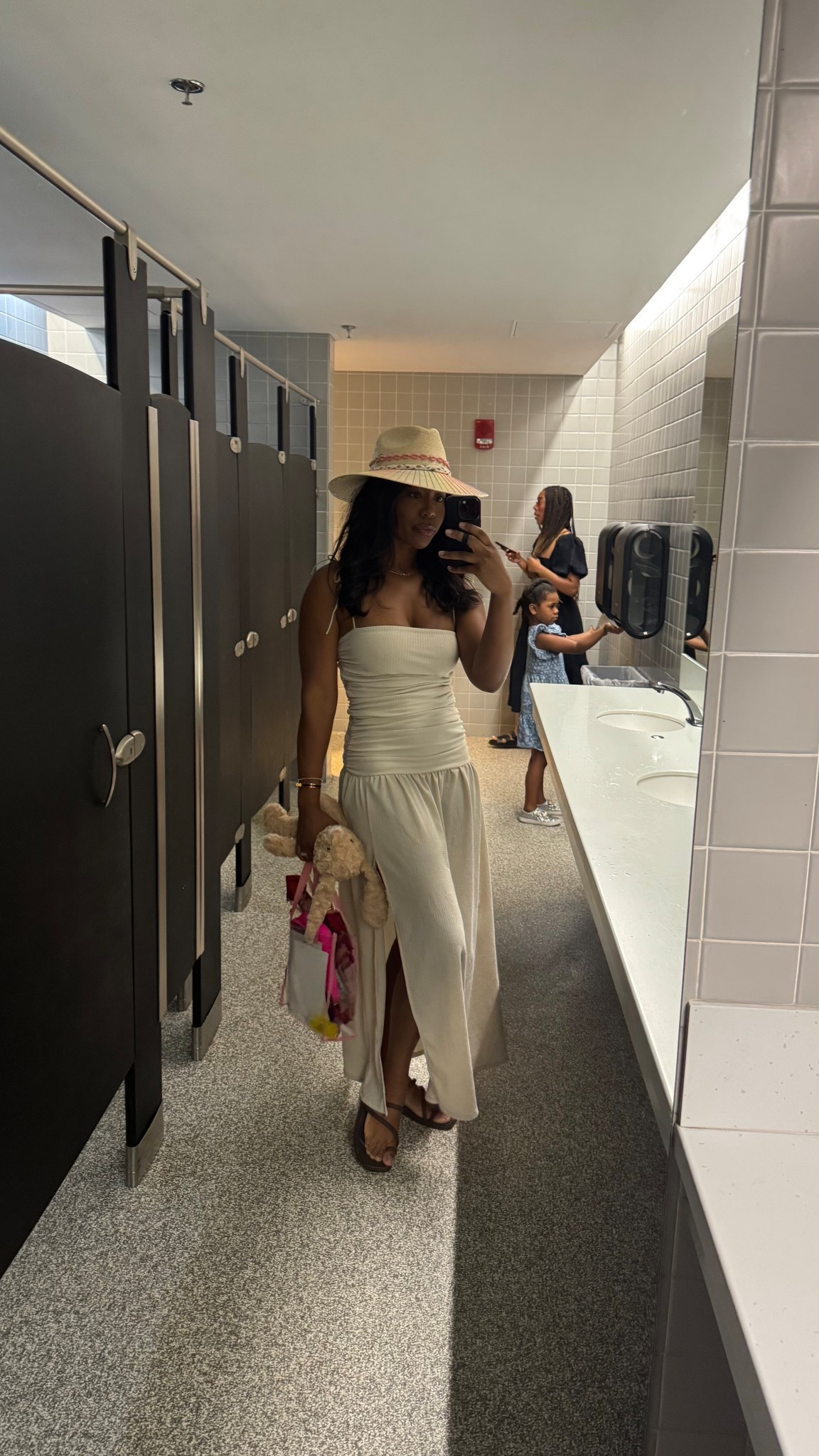 Obsessed with this set! I’m linking similar for you guys. It’s perfect for summer outfits or vacation. I wore it to my nieces graduation 

#LTKStyleTip #LTKFindsUnder100