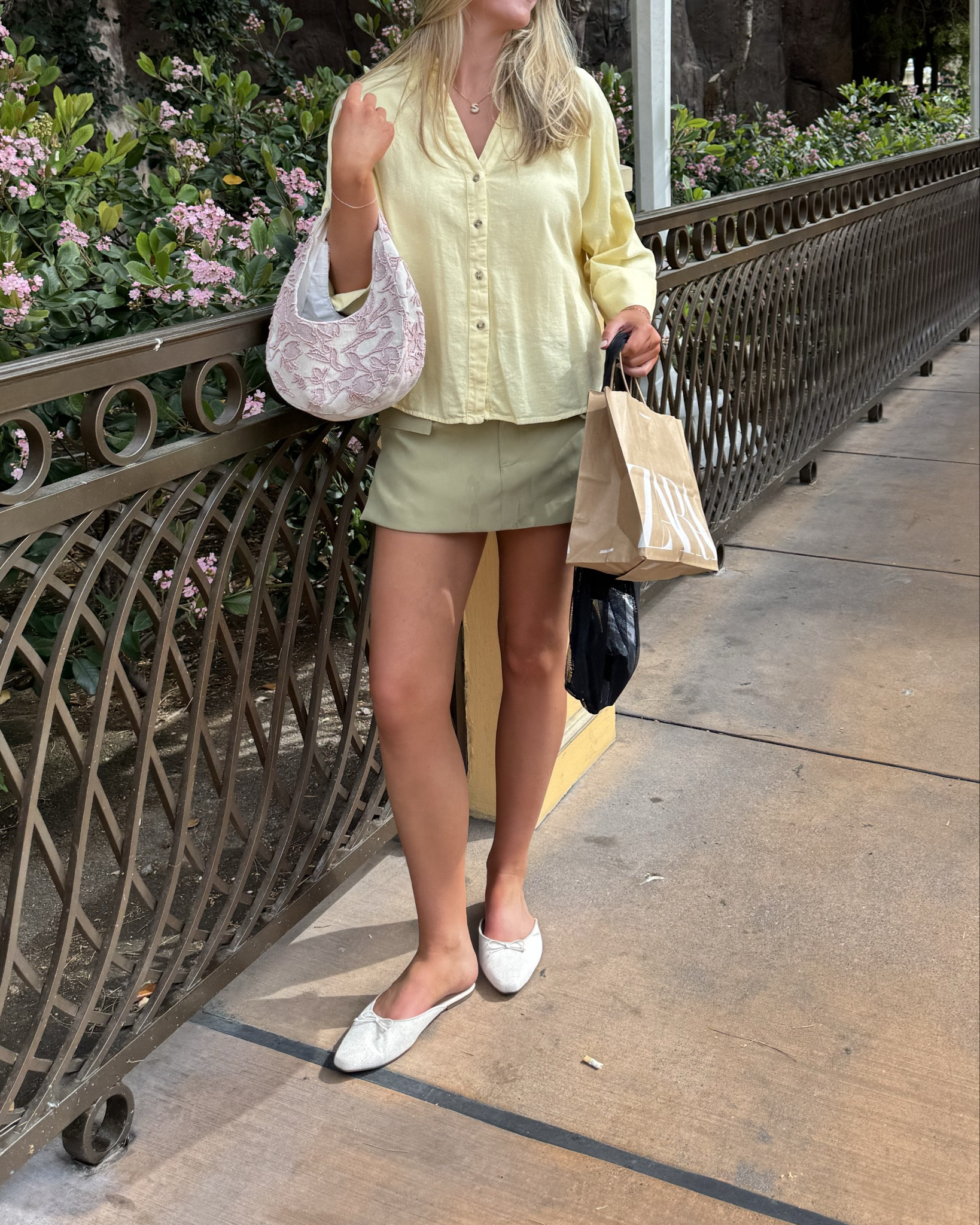 The perfect outfit for spring!! Trying to wear more colorful clothing this season (can u tell lol) . This Target bag and the Old Navy ballet flat mule shoes are screaming SPRING!! 🌟

#LTKSaleAlert #LTKSeasonal #LTKStyleTip