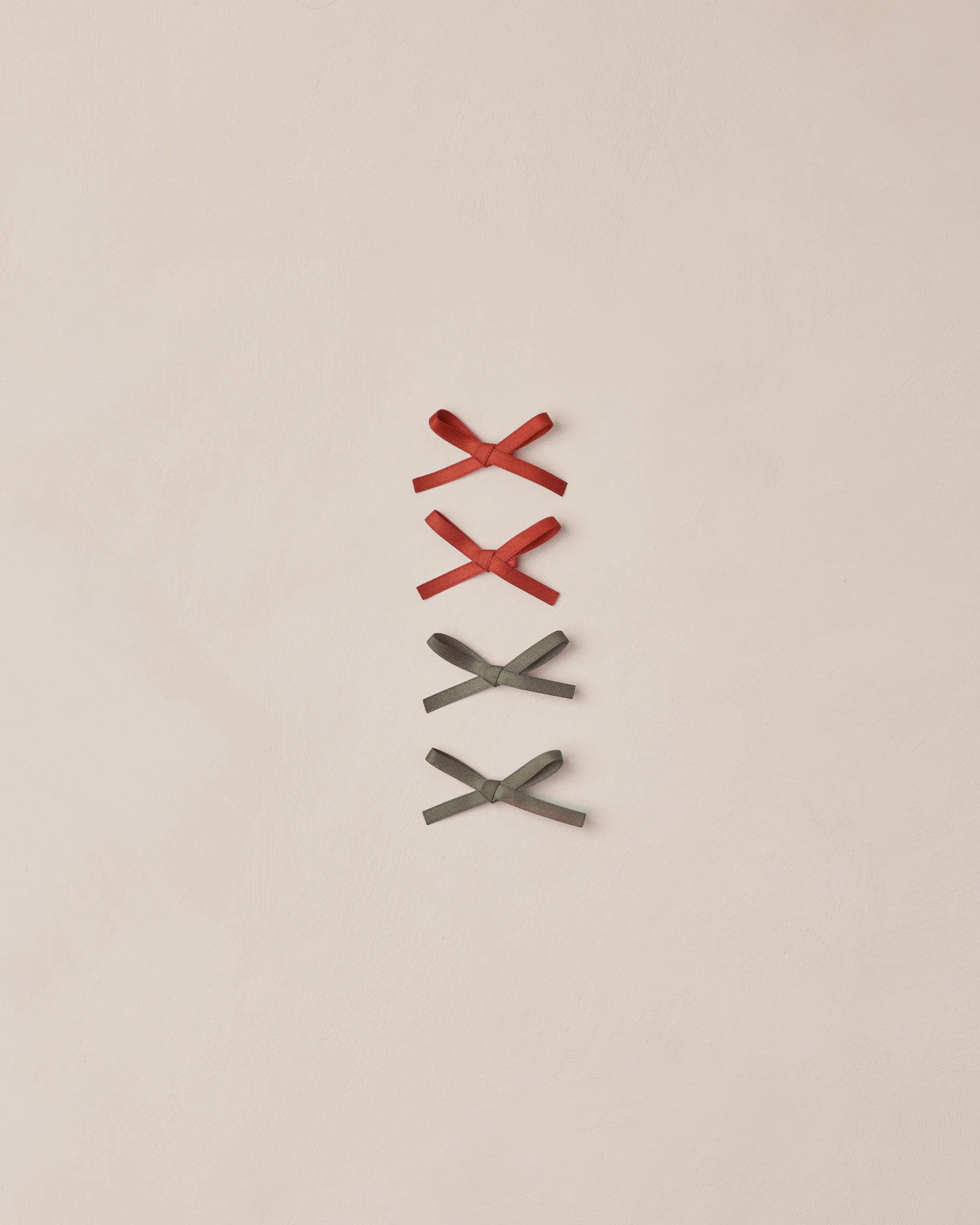 Mini Velvet Ribbon Bow || Ruby, Pine | Rylee + Cru