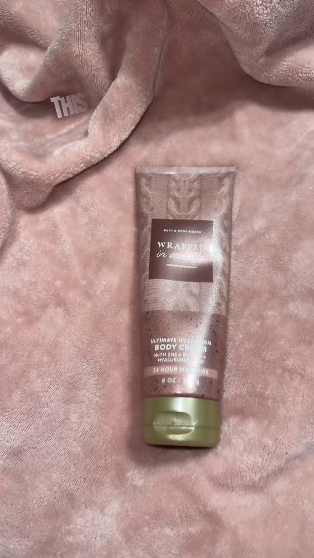 Whipped Sugar Doll 🍦✨
If you wanna smell sweet, cozy, and edible all day… this is THE combo 🎀🍓

Fluffy marshmallow, creamy vanilla, and that soft wrapped-in-sugar vibe that people lean in for.

Layer like this for max yum 👇
✨ Vanilla/sugar lotion
✨ Marshmallow Blossom oil
✨ Wrapped in Vanilla mist
✨ Love’s Sweet Like Candy to finish

This is a compliment magnet—don’t say I didn’t warn you 💗
Save this, try it, and let the sweetness speak.


#LTKValentine #LTKselfcare
