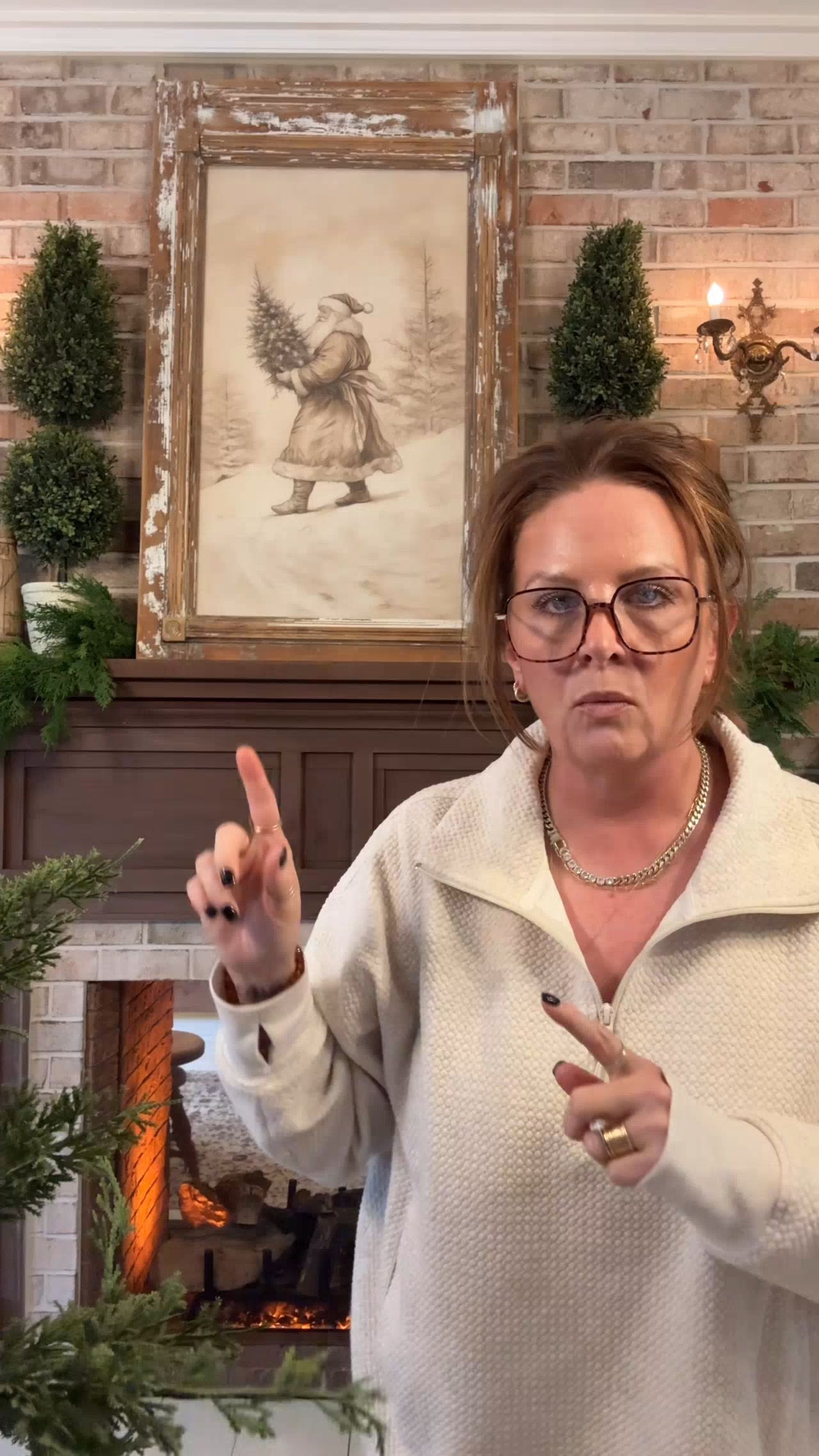 I love swapping out downloadable prints in my antique frames each
season. It’s such an easy way to add interest in your decor and also
it’s very budget-friendly. I find all of my seasonal prints on @etsy
as they have such a huge selection. #ad #etsypartner #etsy
#EtsyCreatorCo 

 #LTKHoliday #LTKHome #LTKStyleTip