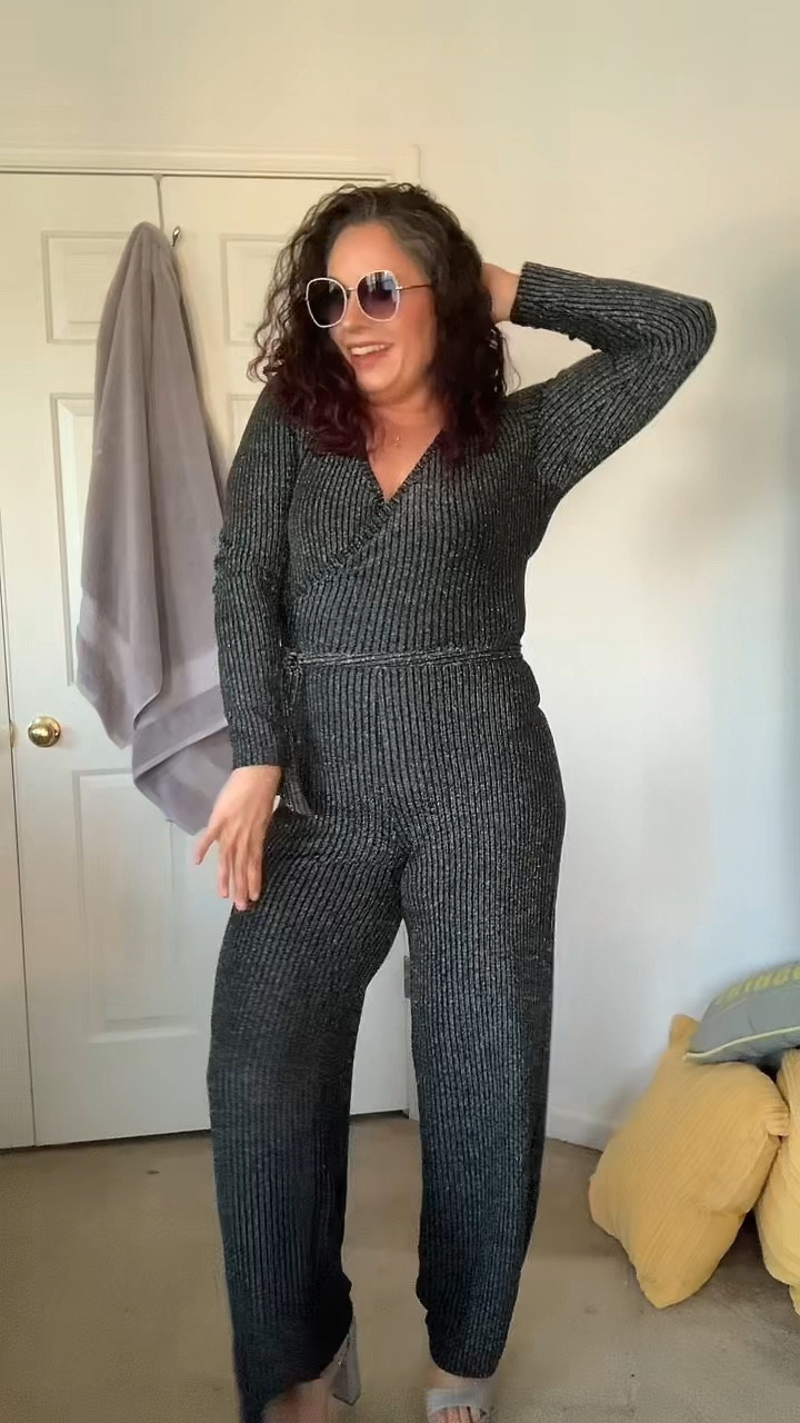 It’s my party outfit for my 70’s Disco themed event I’m going to tonight. I love this jumpsuit! 

#70saesthetic #70sdisco #70sstyle #jumpsuit #foundonamazon #amazonfinds
