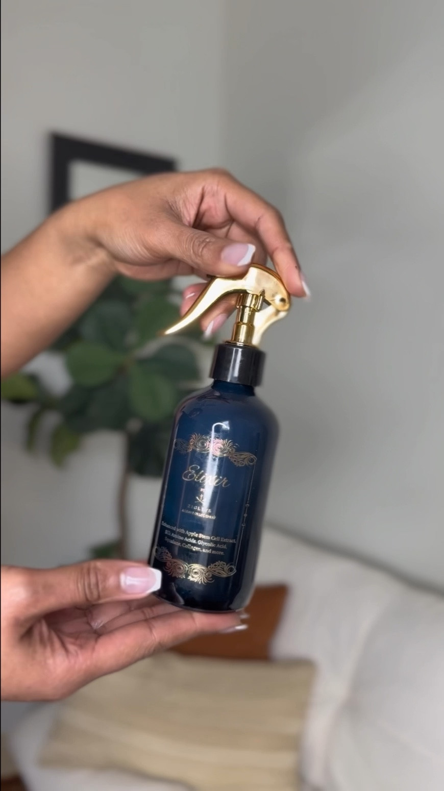 I always want my locs to stay hydrated & moisturized and Zigley’s Elixir Leave In Loc Spray did just that! It’s really so refreshing. 😌 #locs #Zigleys #luxury 

#LTKBeauty