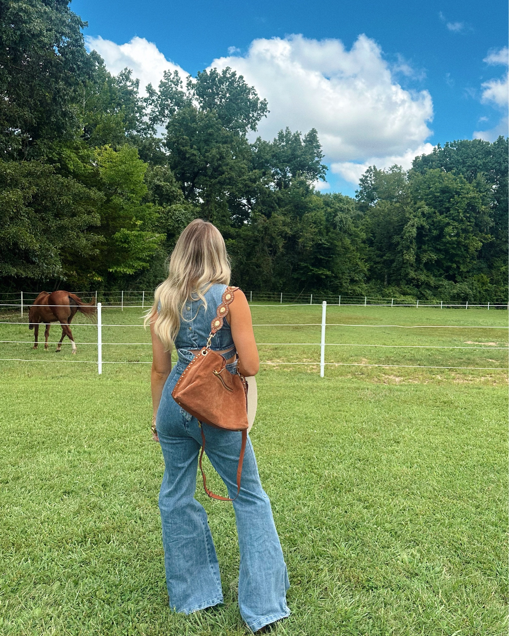 yall im obsessed with this denim jumpsuit from @vici - “kerstynsave30” for 30% off it! I’m in a size XS! 

#LTKxVICI #LTKFindsUnder100 #LTKStyleTip