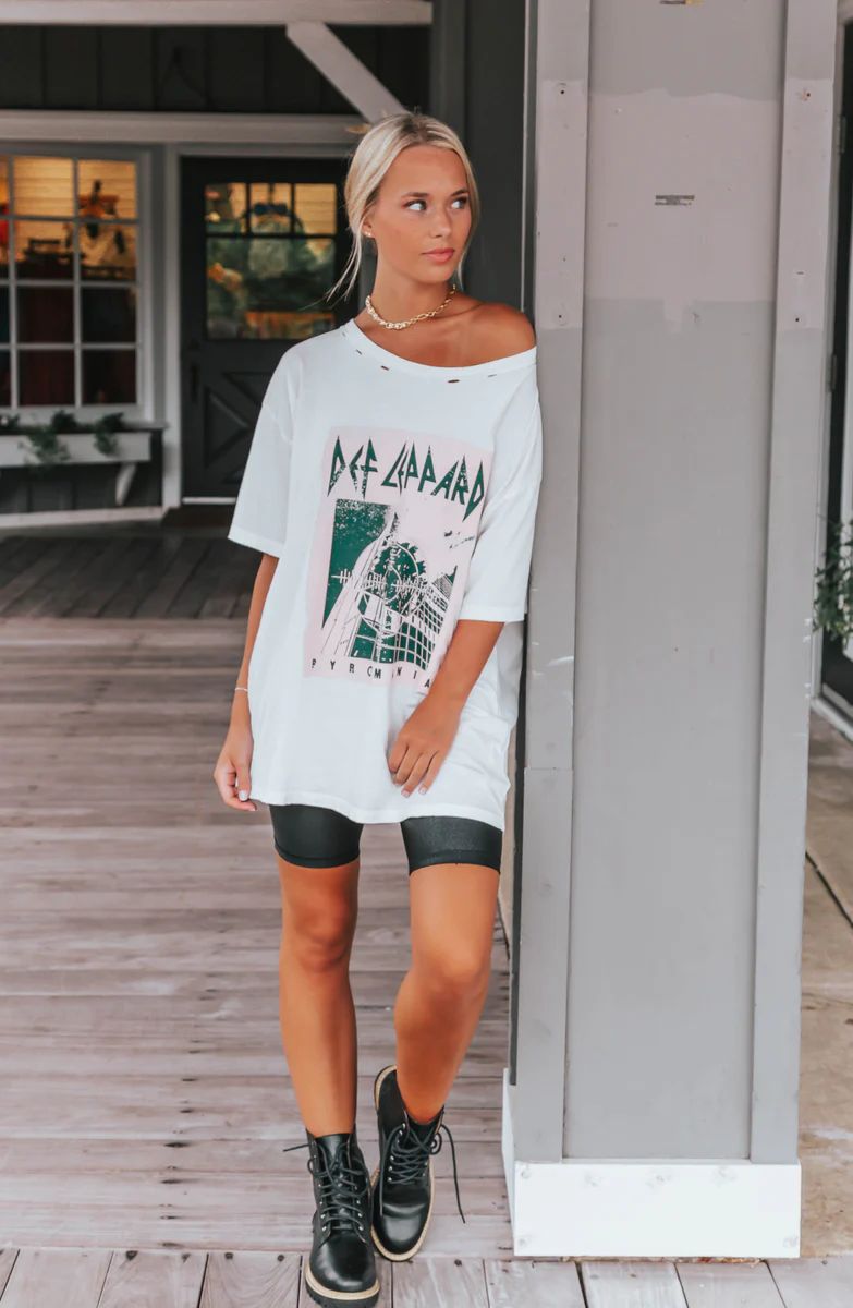 Def Leppard Pyromania Ivory Graphic Tee | Apricot Lane Boutique