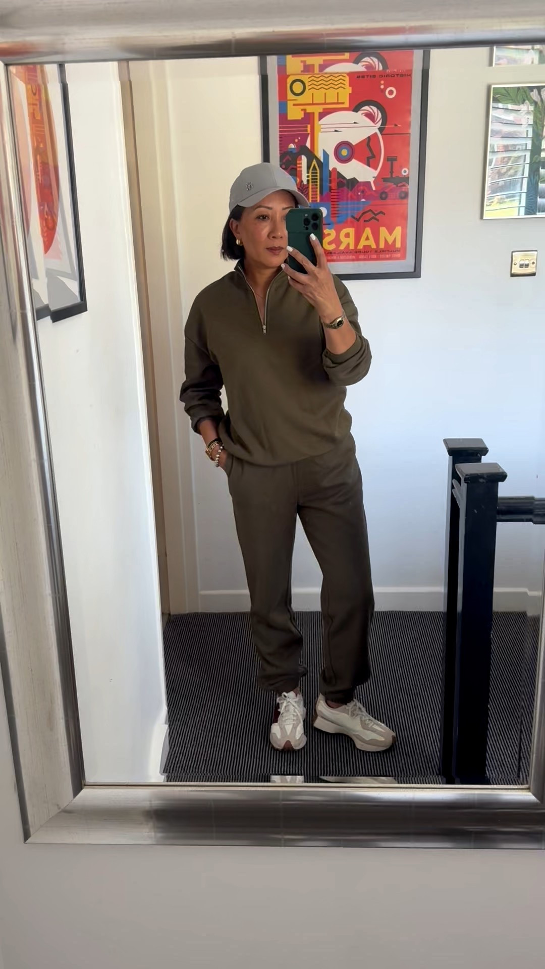 Mum on the run look but I am very partial to a matching tracksuit set 😜