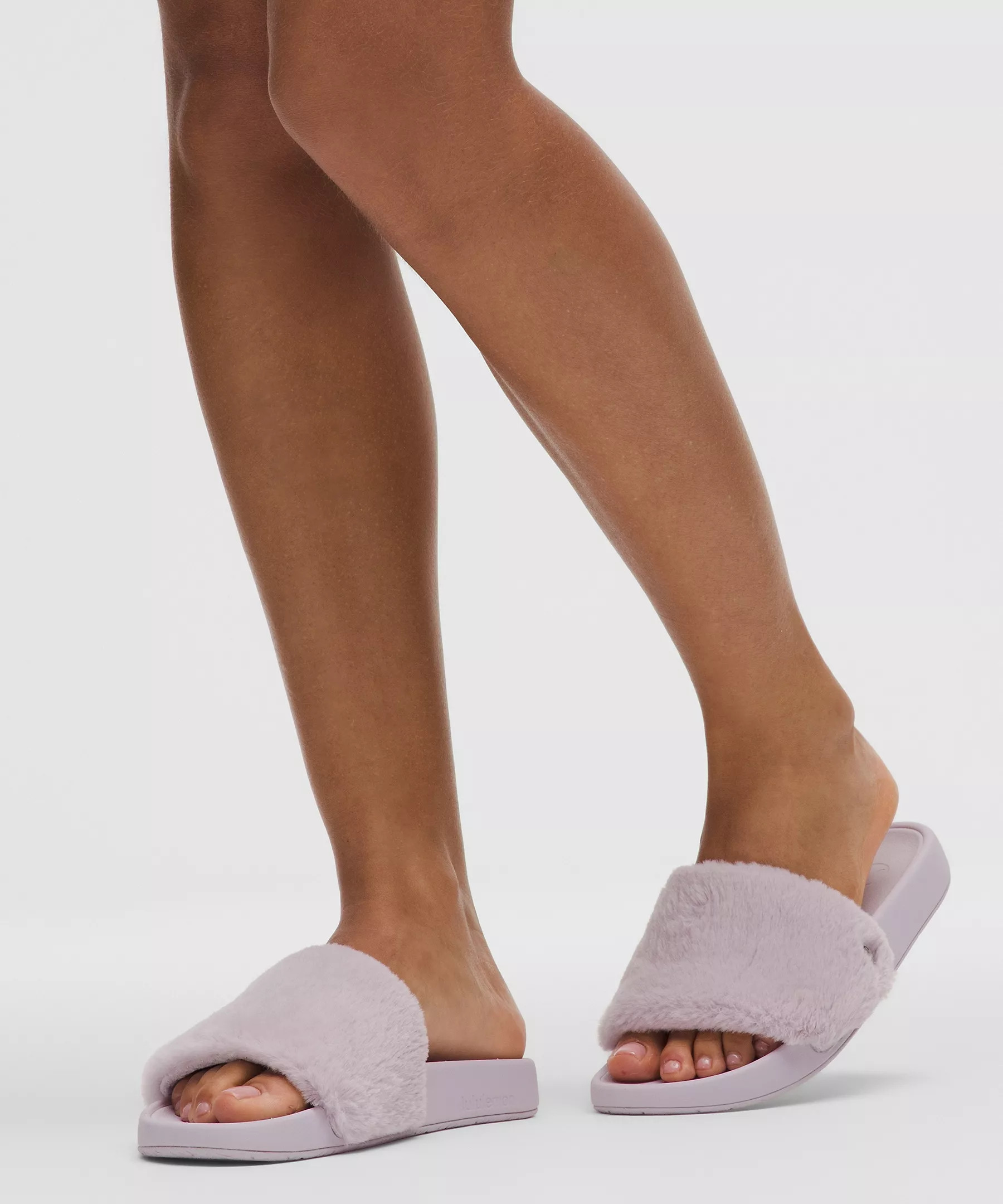 Women's Restfeel Faux Fur Slide | Lululemon (US)