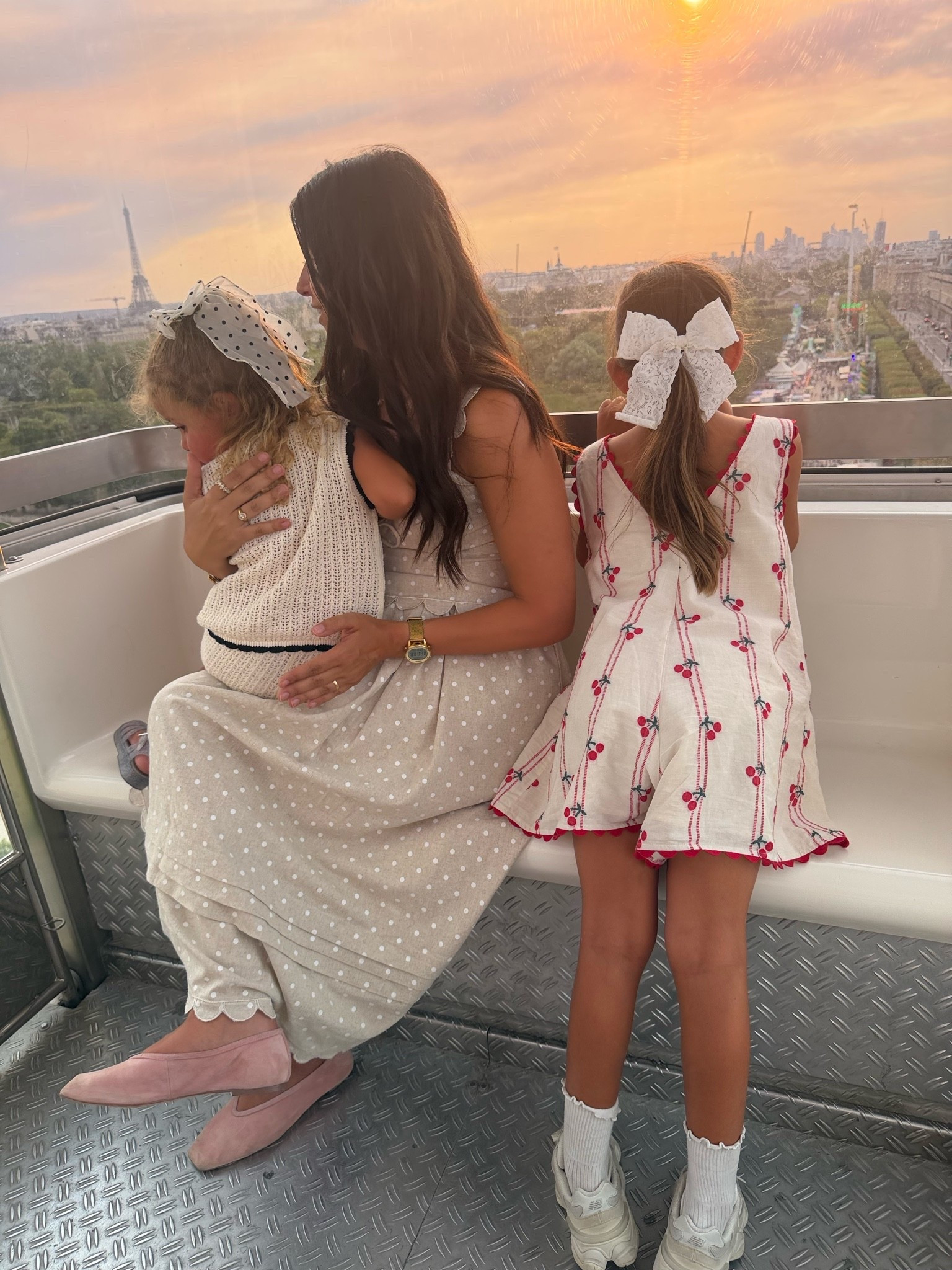 Ferris wheel viewsss

Dressupbuttercup.com #dressupbuttercup #dederaad

#LTKootd #LTKmomlife #LTKSaleAlert