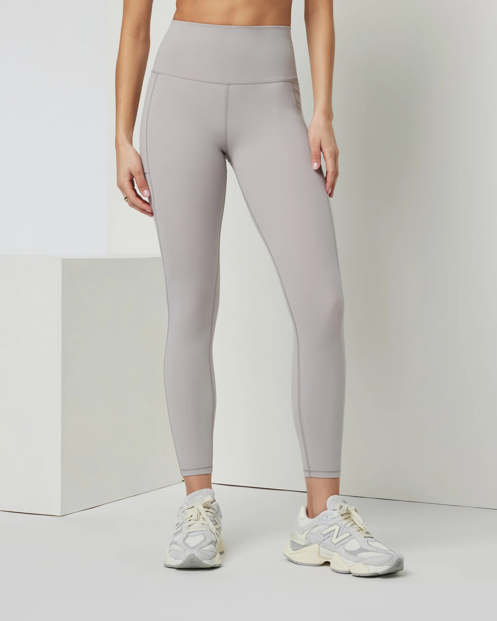 Studio Pocket Legging | Vuori Clothing (US & Canada)