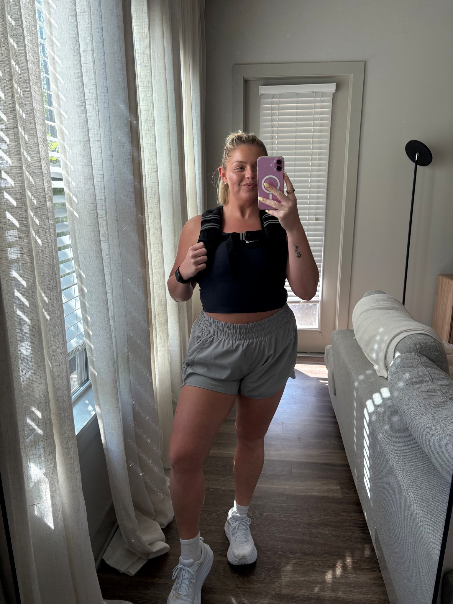 hot girl walk uniform 

#LTKActive #LTKMidsize #LTKFindsUnder50