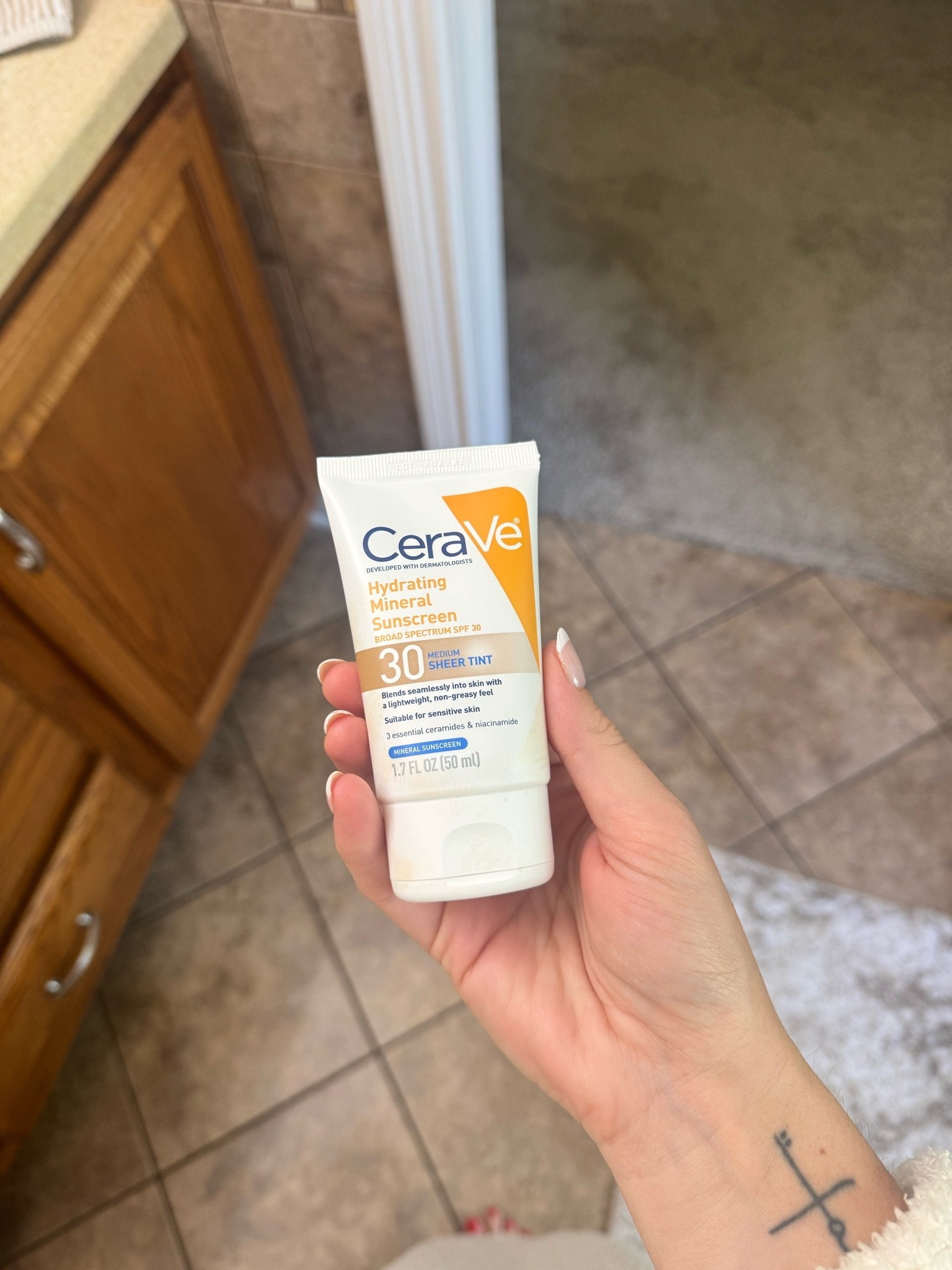 Fav product when I’m going to be in the sun but want a little coverage!!

#LTKgrwm #LTKmomlife #LTKmorningroutine