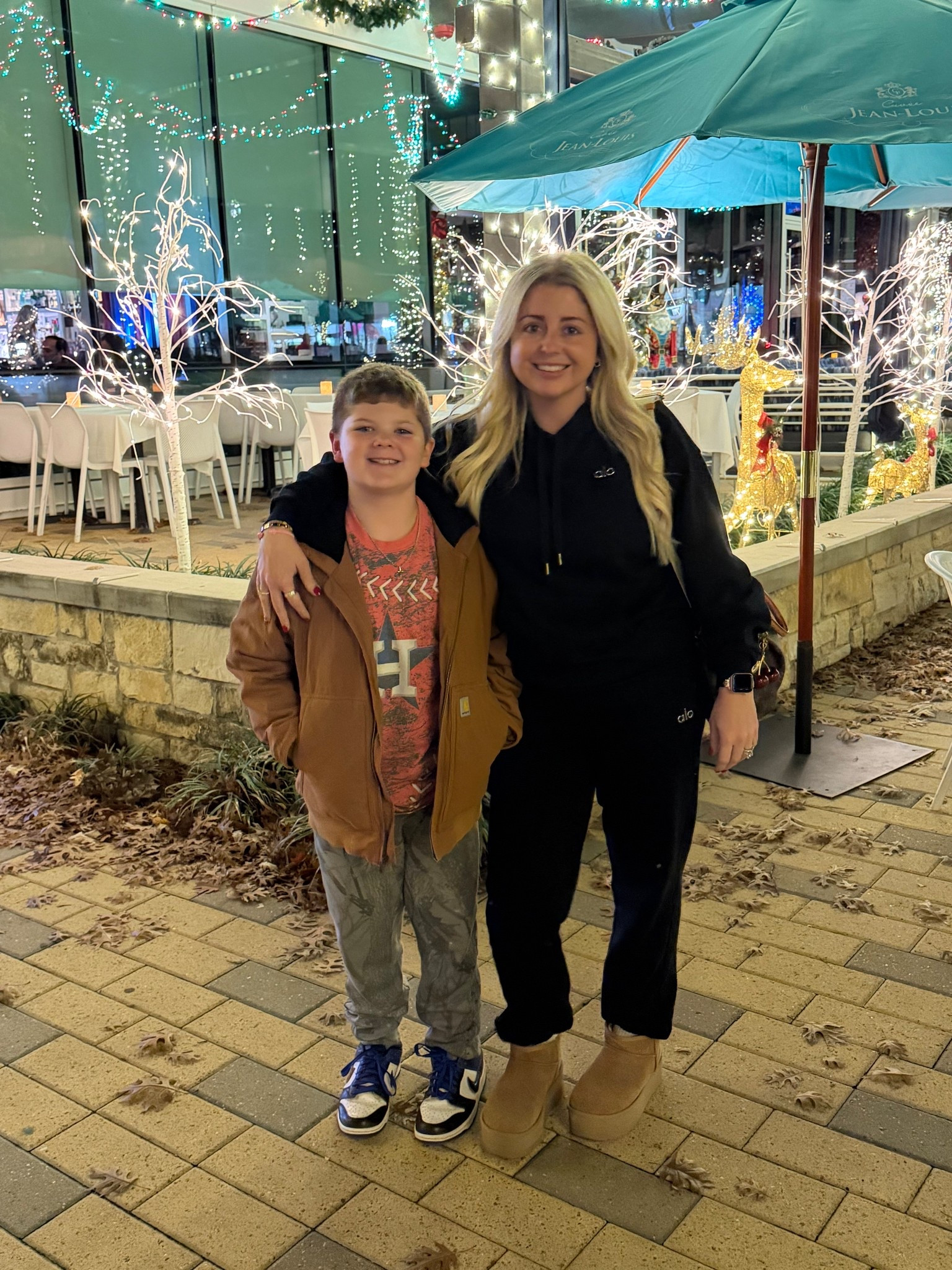 Alo matching set
Size xs
Platform Ugg boots tts
Carhartt jacket

#LTKFindsUnder50 #LTKootd #LTKFindsUnder100