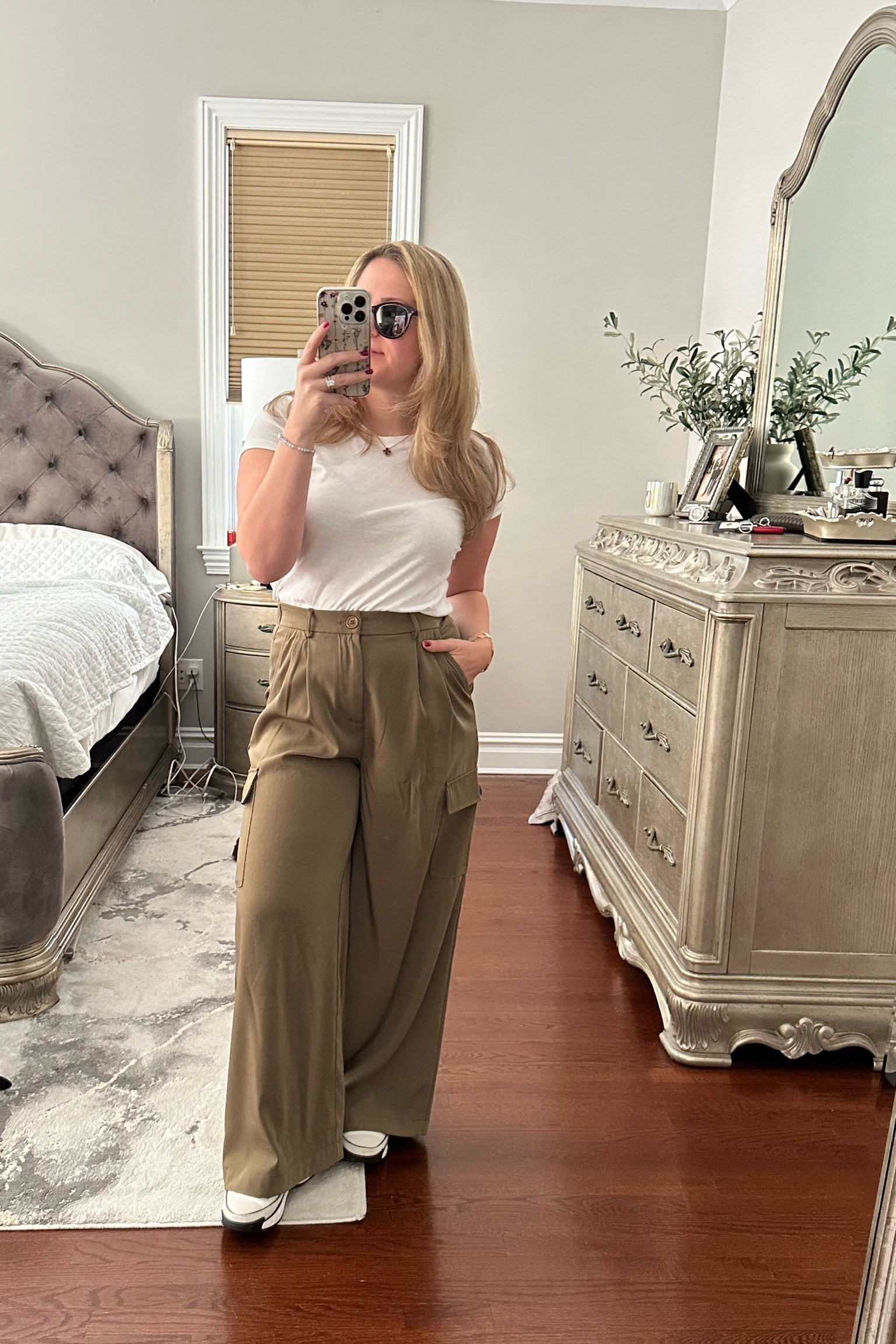 #ootd (I had the pants hemmed)

#LTKSeasonal #LTKFindsUnder50 #LTKStyleTip
