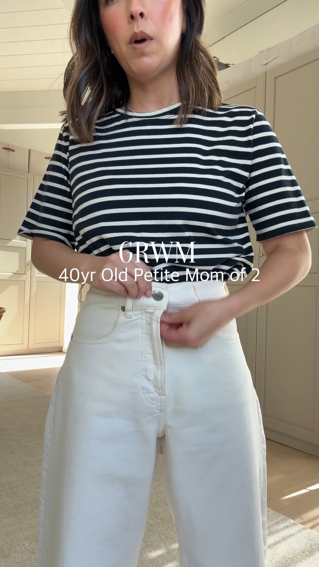 Spring Staples I Re-Wear Year After Year: Everlane Curve jeans AND AGOLDE Palmer denim jacket. I've been wearing these curve jeans for 3+ years. They're soft, not see-through, and a true high rise - I cut the hems. This denim jacket has the perfect fit: drop shoulder, roomy, cropped. The denim is so soft, too. Wearing a size xs. 


AGOLDE Palmer jacket xs
Kule stripe tee medium
Everlane curve jeans 26 - size up and cut hems
Madewell April flats 5.5
The Row Park tote medium navy 
Celine sunglasses 
Quince earrings
Dorsey James necklace 15"

#LTKPetite #LTKmomlife #LTKgrwm