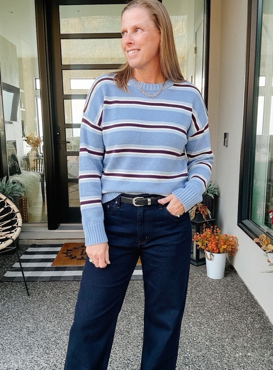 Fall sweater alert
Strikes are definitely trending fir fall
Wearing m

#LTKfall #LTKtravel #LTKstyletip