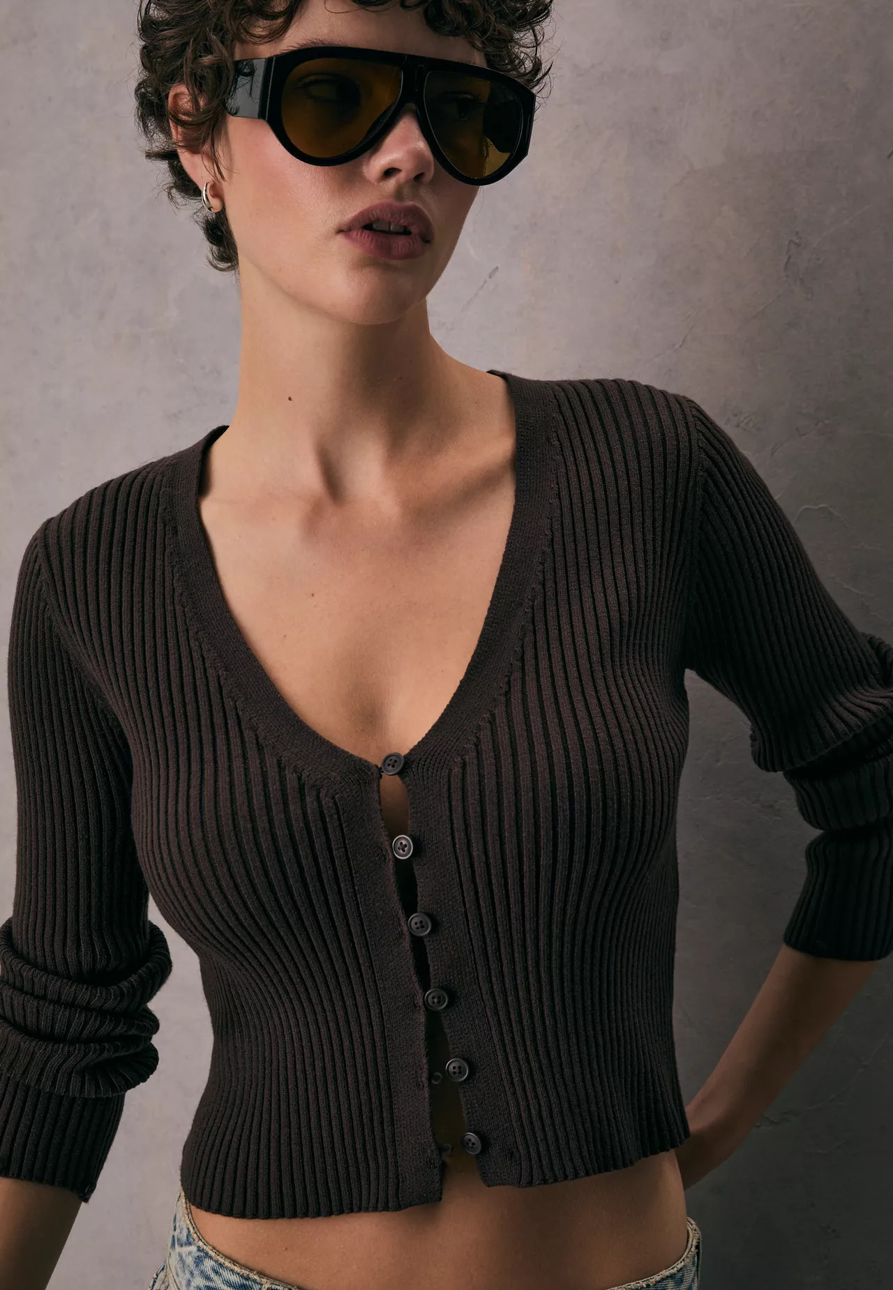 Knit cardigan with detachable faux fur - Women's fashion | Stradivarius United Kingdom | Stradivarius (UK)