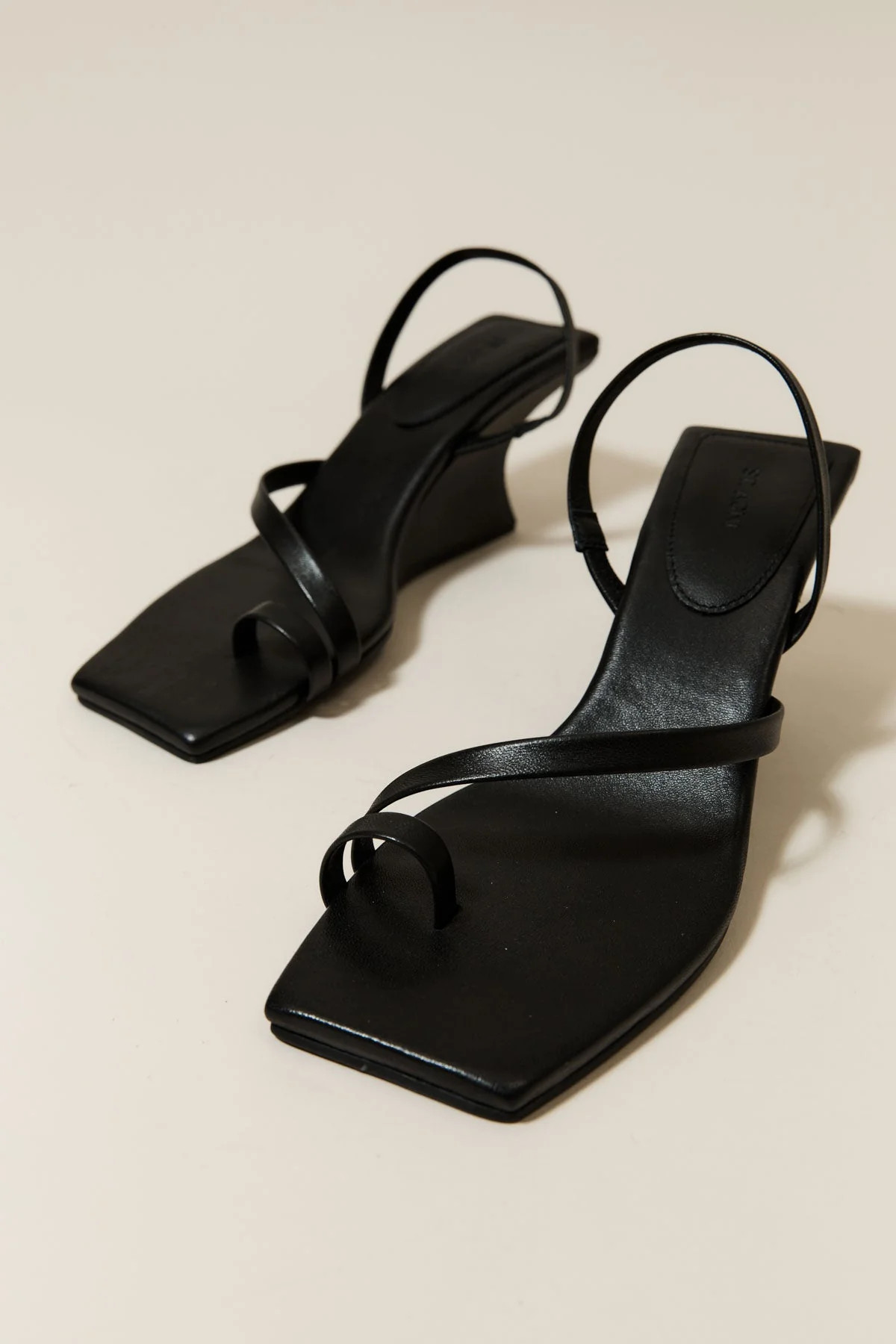 Architectural Wedge - Black | St. Agni (US, UK, EU)