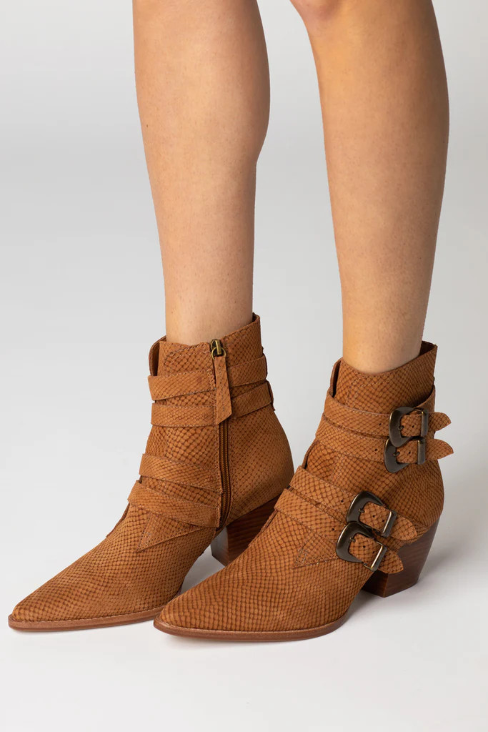Harvey Leather Booties - Tan | BuddyLove