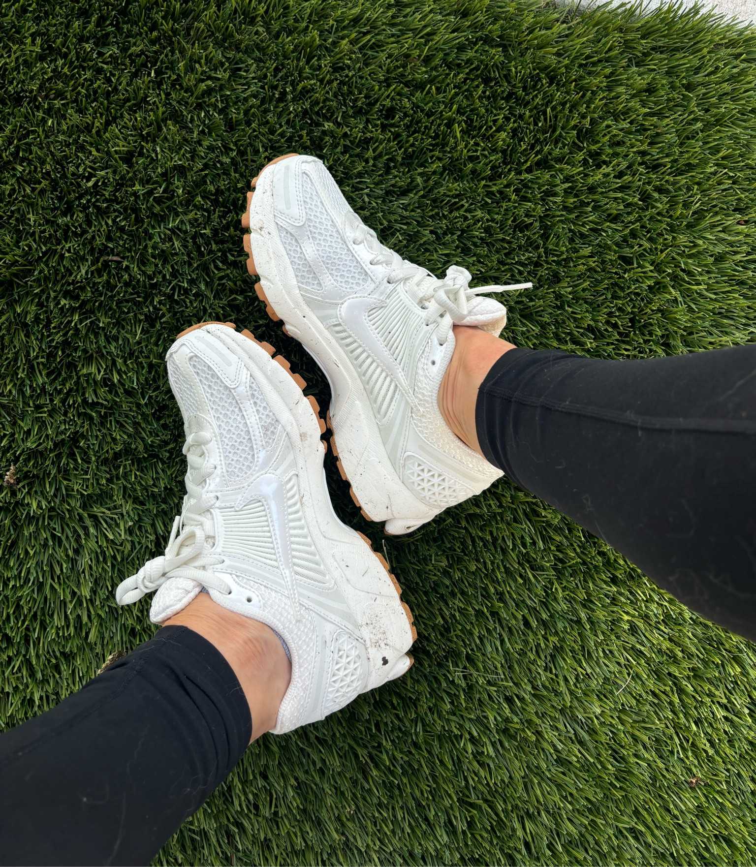 Nike zoom vomero 5

#tennishoes #nike #womens

#LTKActive #LTKFitness