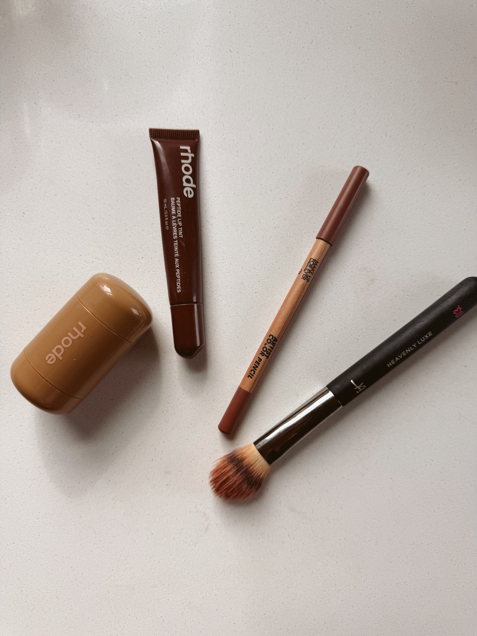 my favorite makeup products for fall 🍁🍂




Rhode beauty, rhode, makeup forever, tarte, blush , brown blush 

#LTKBeauty #LTKSeasonal #LTKStyleTip