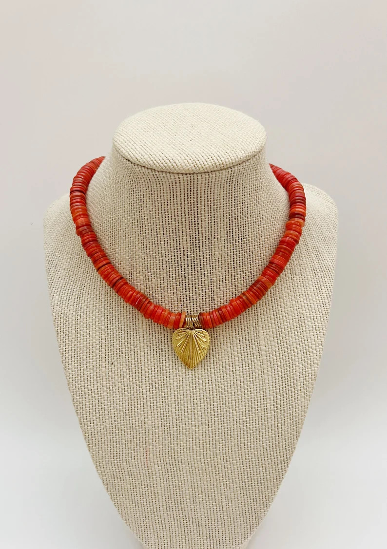 Coral Shell Heart Necklace - Etsy | Etsy (US)