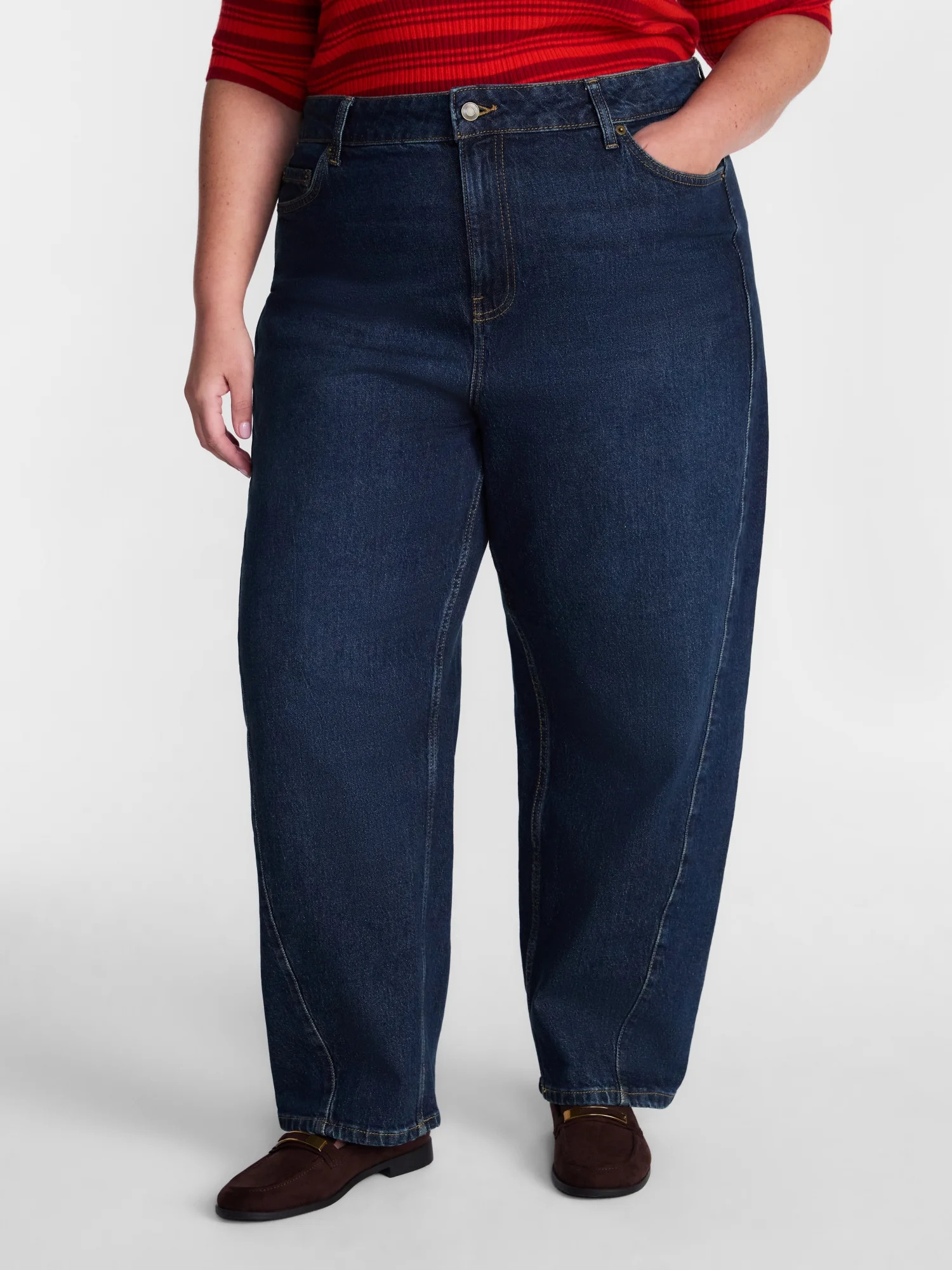 Terra & Sky Women's Plus Mid Rise Barrel Jeans, 30” Inseam, Sizes 16W-24W | Walmart (US)
