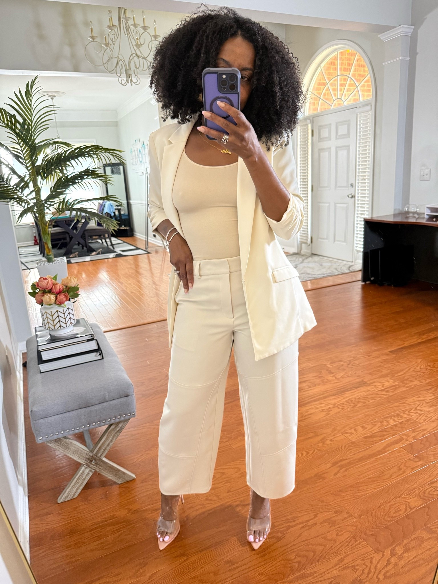Barrel pants are my current obsession for work and play. 😍

Workwear, brunch, date night, errands…they somehow make every outfit feel elevated, fashion forward and effortlessly cool. And THIS cream monochrome moment? Baby…she’s classy. 🤍

Everything is linked in my LTK!

What I’m Wearing:
• Macy’s I.N.C. Barrel Pants (on clearance 👏🏾). PRO TIP: May need to find these in store   
• Macy’s I.N.C. 3/4 Sleeve Menswear Blazer
• Shapermint Cami
• Clear pointed toe heels

This is exactly the kind of outfit that takes you from office hours to dinner plans without missing a beat. ✨


#LTKStyle #MacysStyle #BarrelPants #FashionOver50 #NeutralStyle #OfficeStyle #WorkwearFashion #ElevatedCasual #fyp

#LTKWorkwear #LTKootd #LTKOver40 #LTKWorkwear